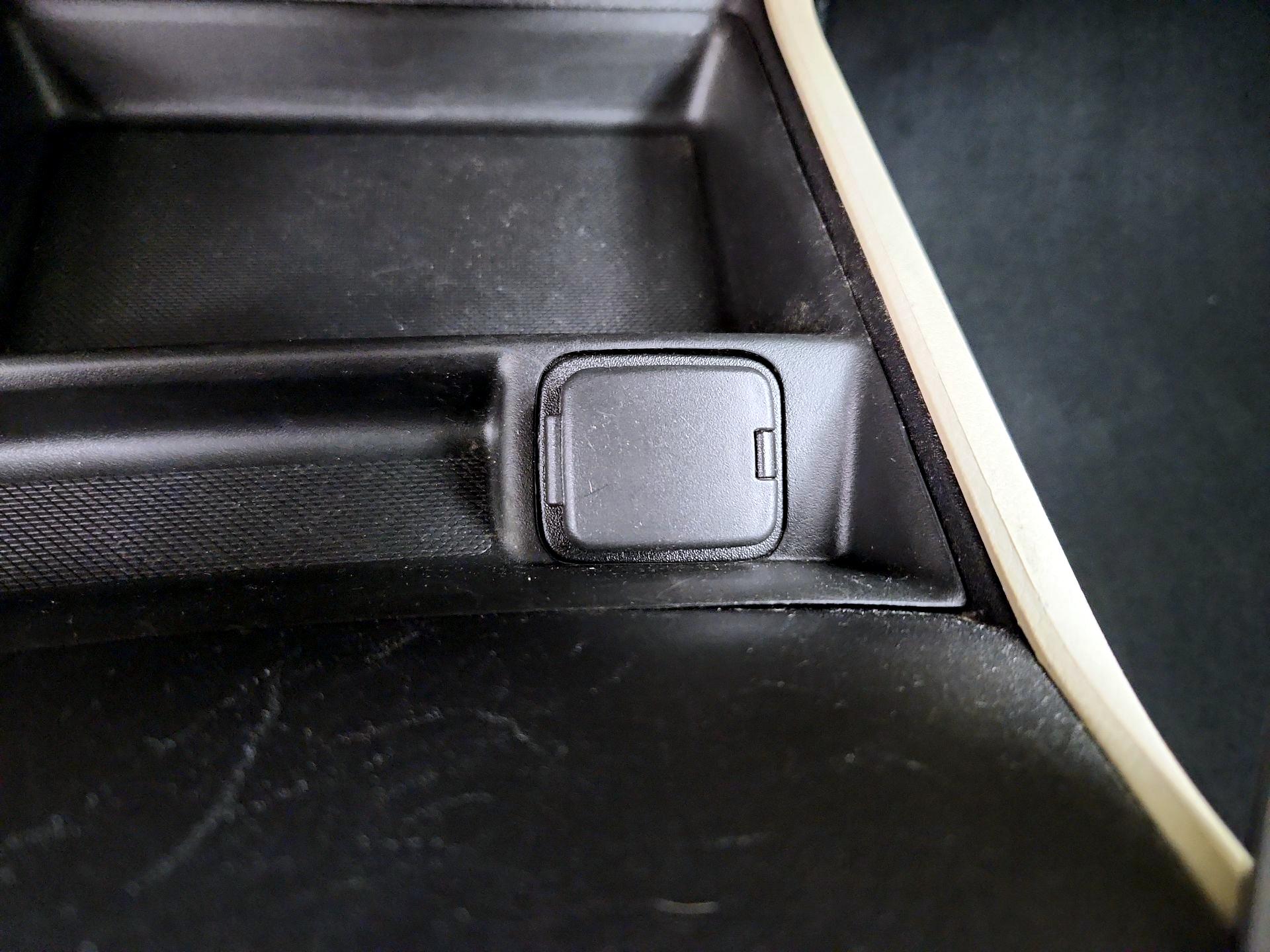 Thumbnail: 2015 Ford Fusion - 19