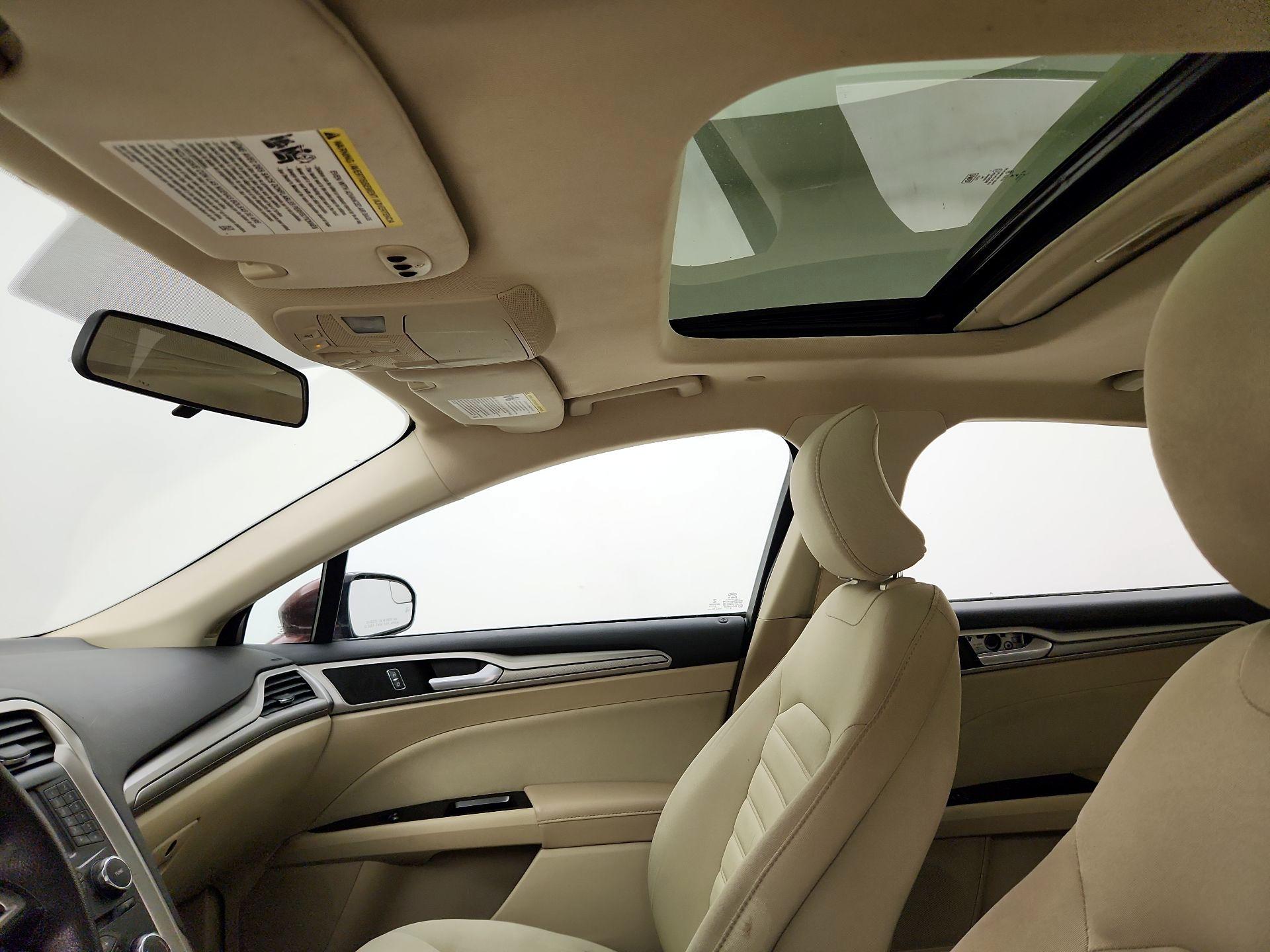 Thumbnail: 2015 Ford Fusion - 20