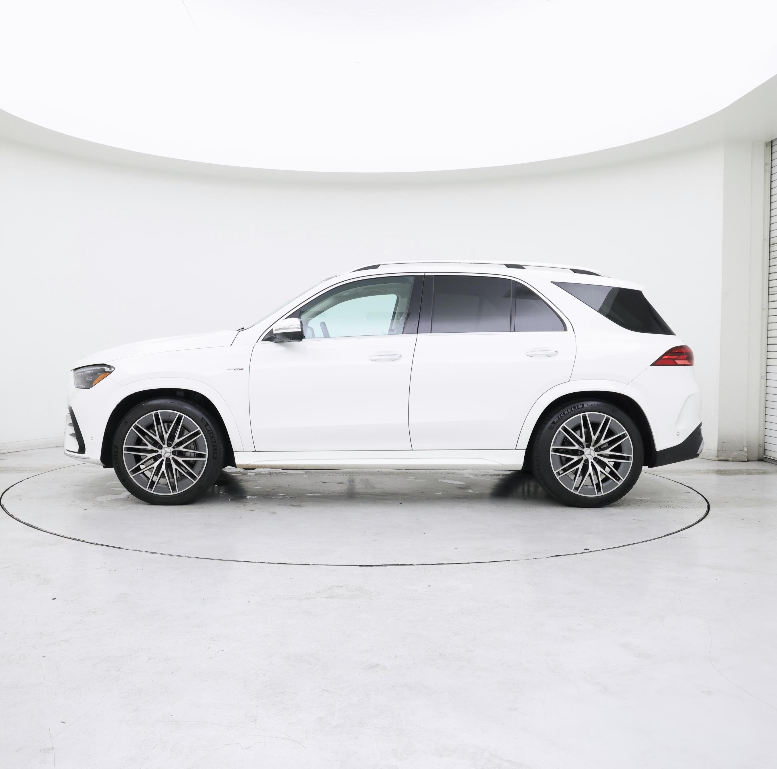 Thumbnail: 2024 Mercedes-Benz GLE - 3
