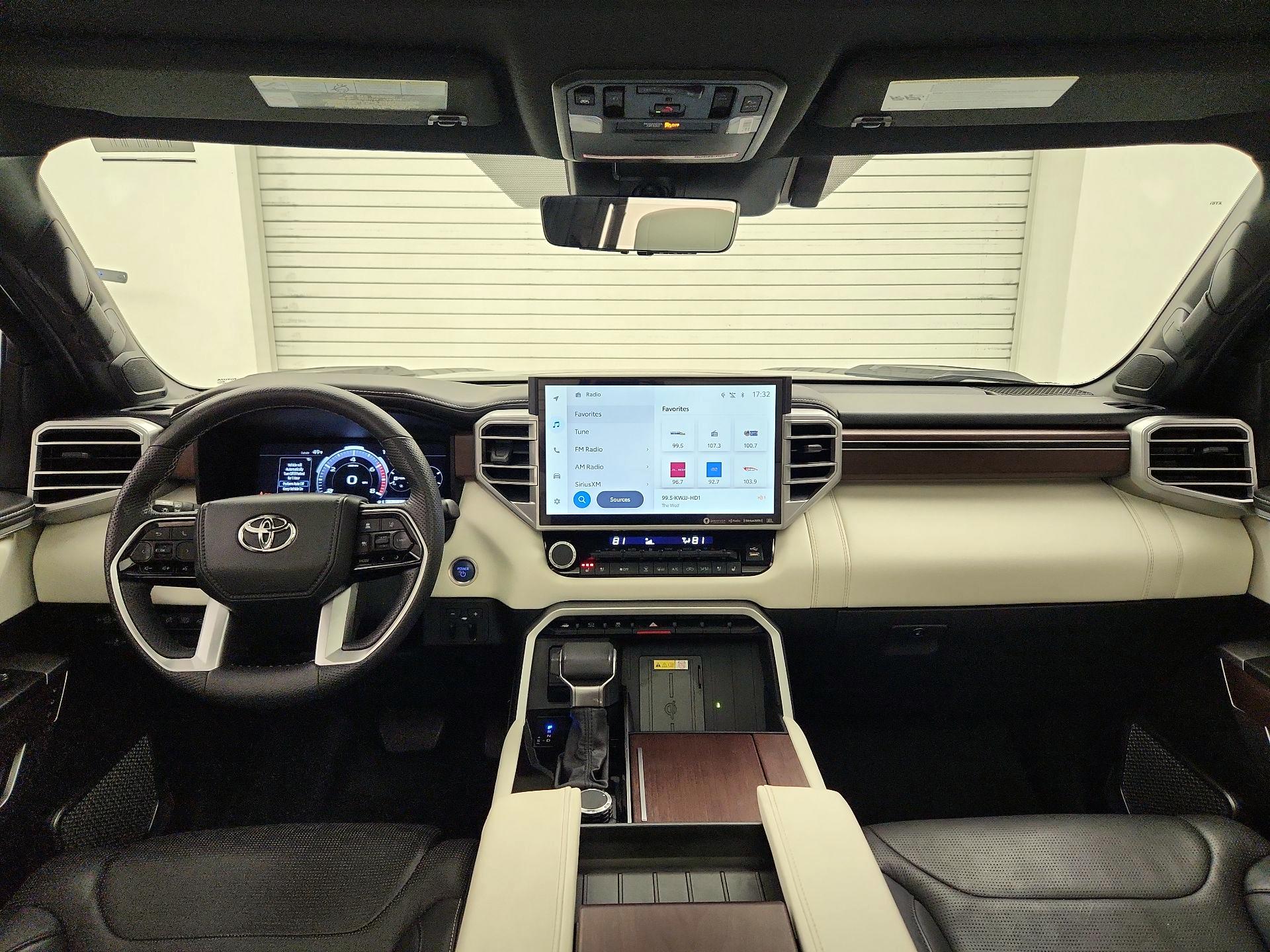 Thumbnail: 2023 Toyota Tundra - 9