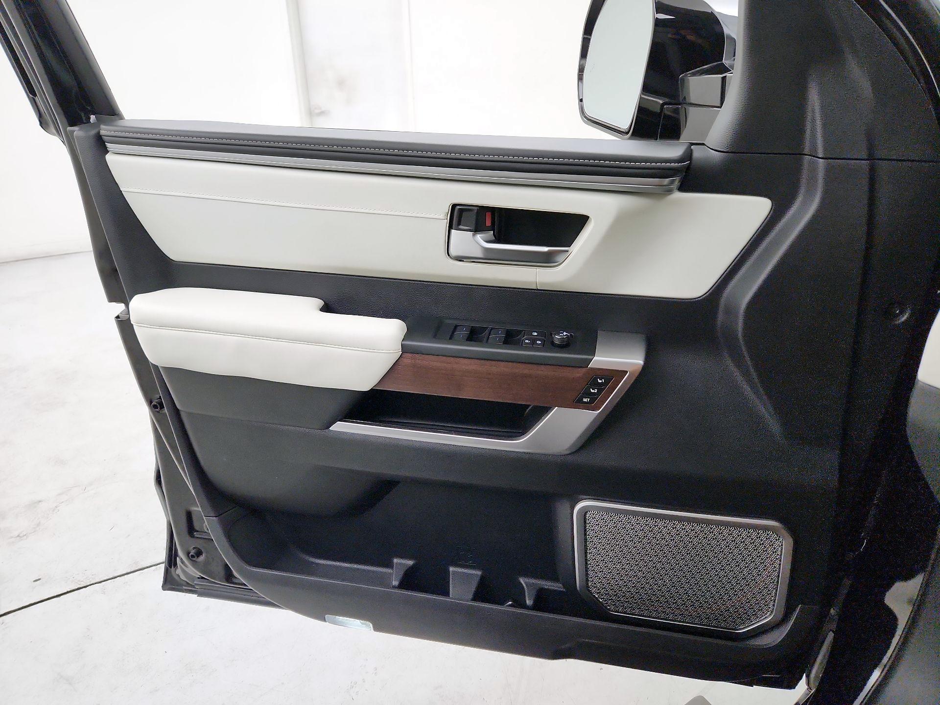 Thumbnail: 2023 Toyota Tundra - 12