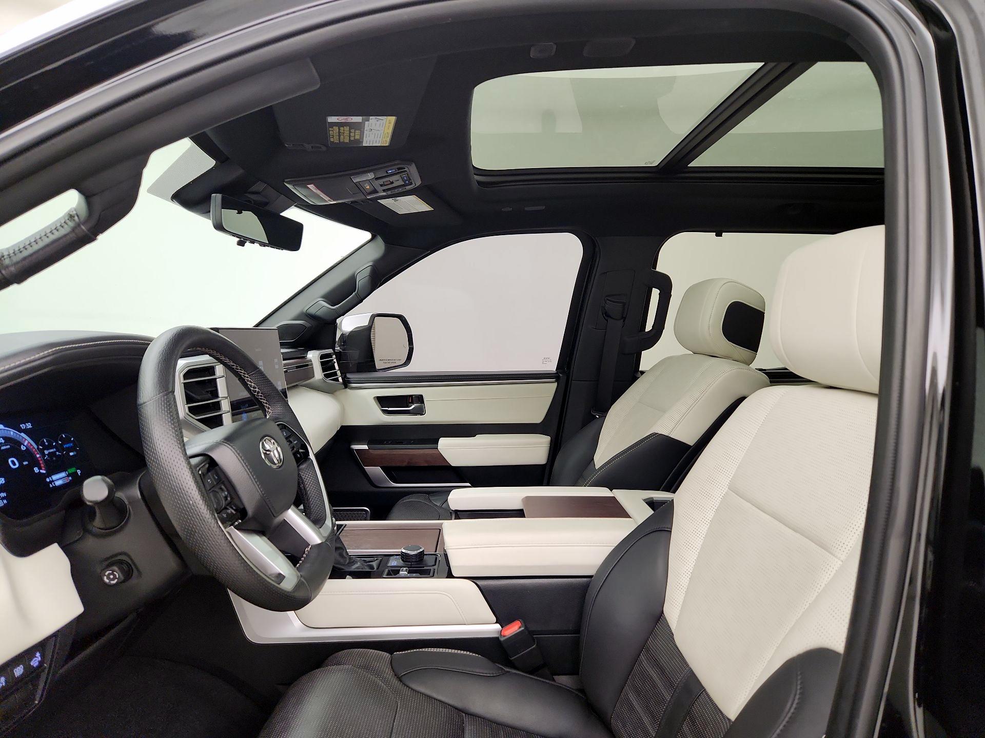 Thumbnail: 2023 Toyota Tundra - 19