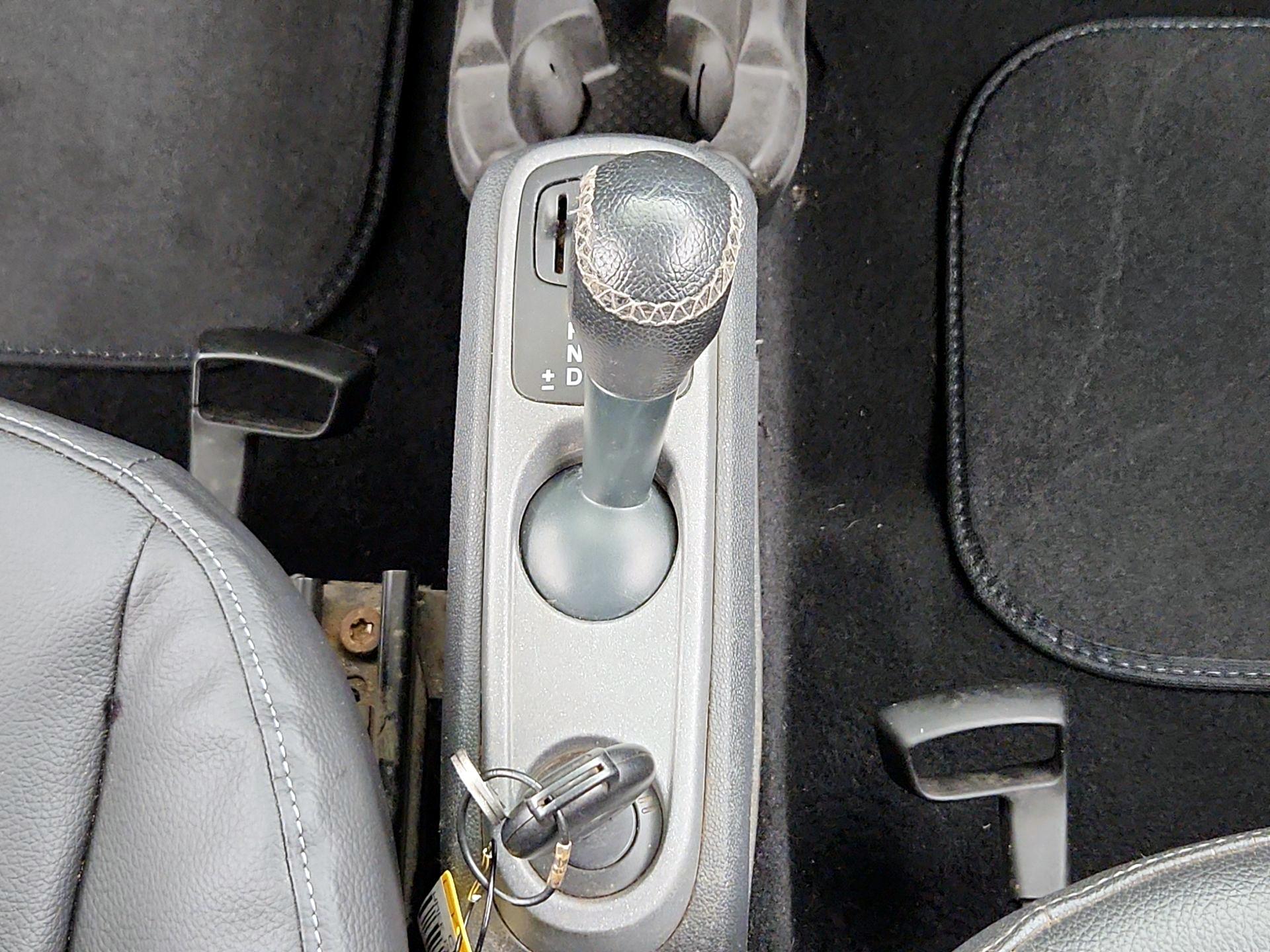 Thumbnail: 2015 smart fortwo - 15