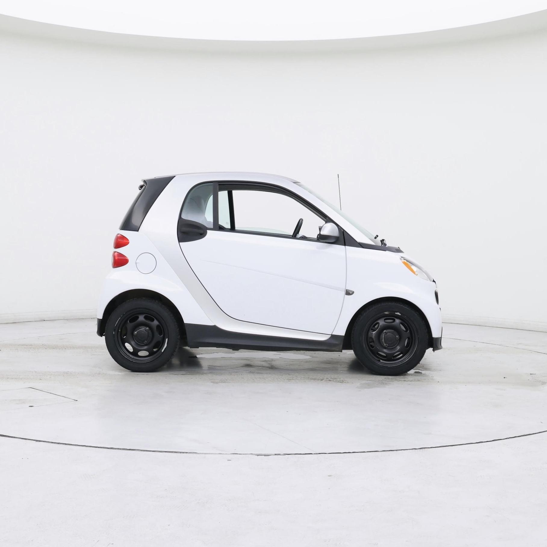 Thumbnail: 2015 smart fortwo - 7