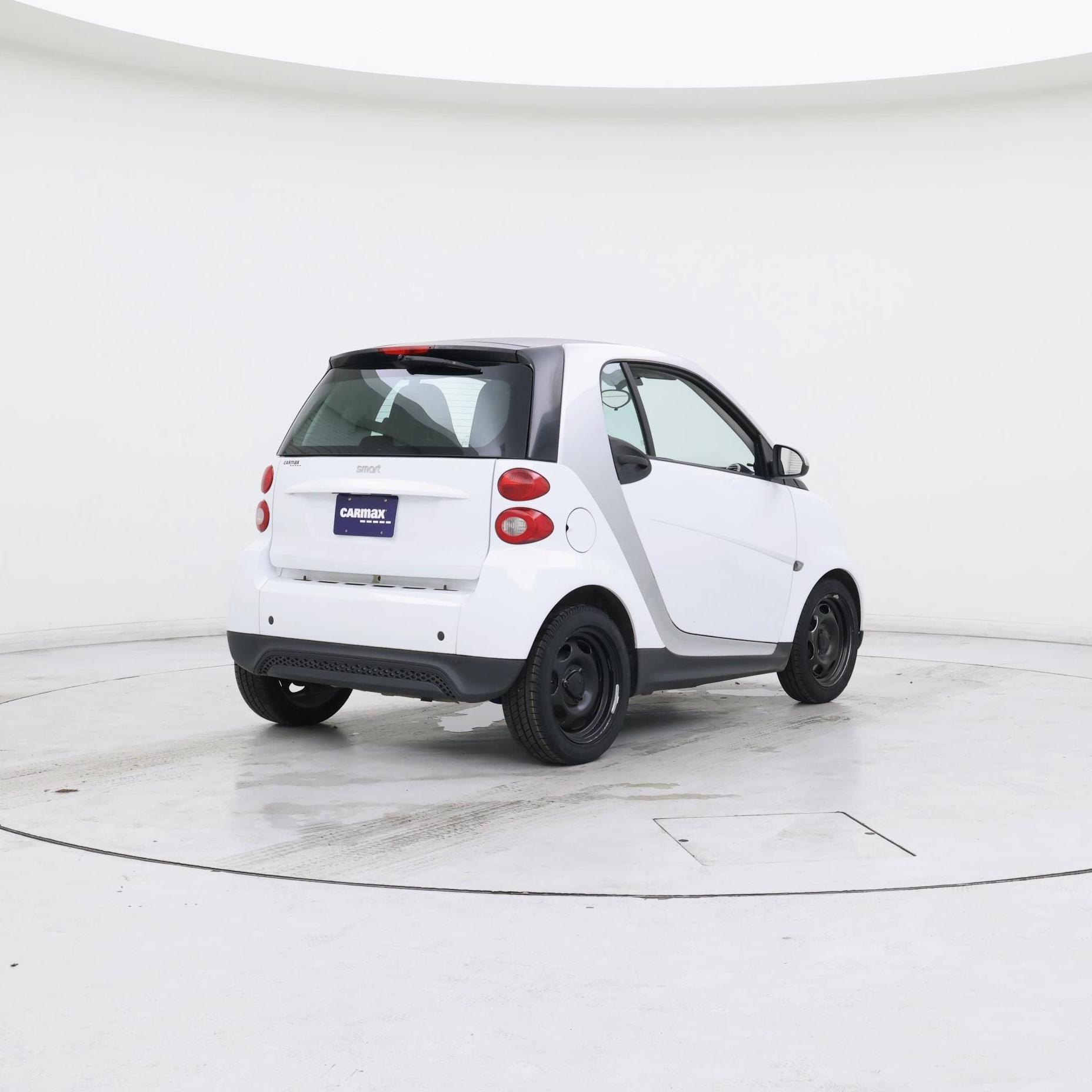 Thumbnail: 2015 smart fortwo - 8
