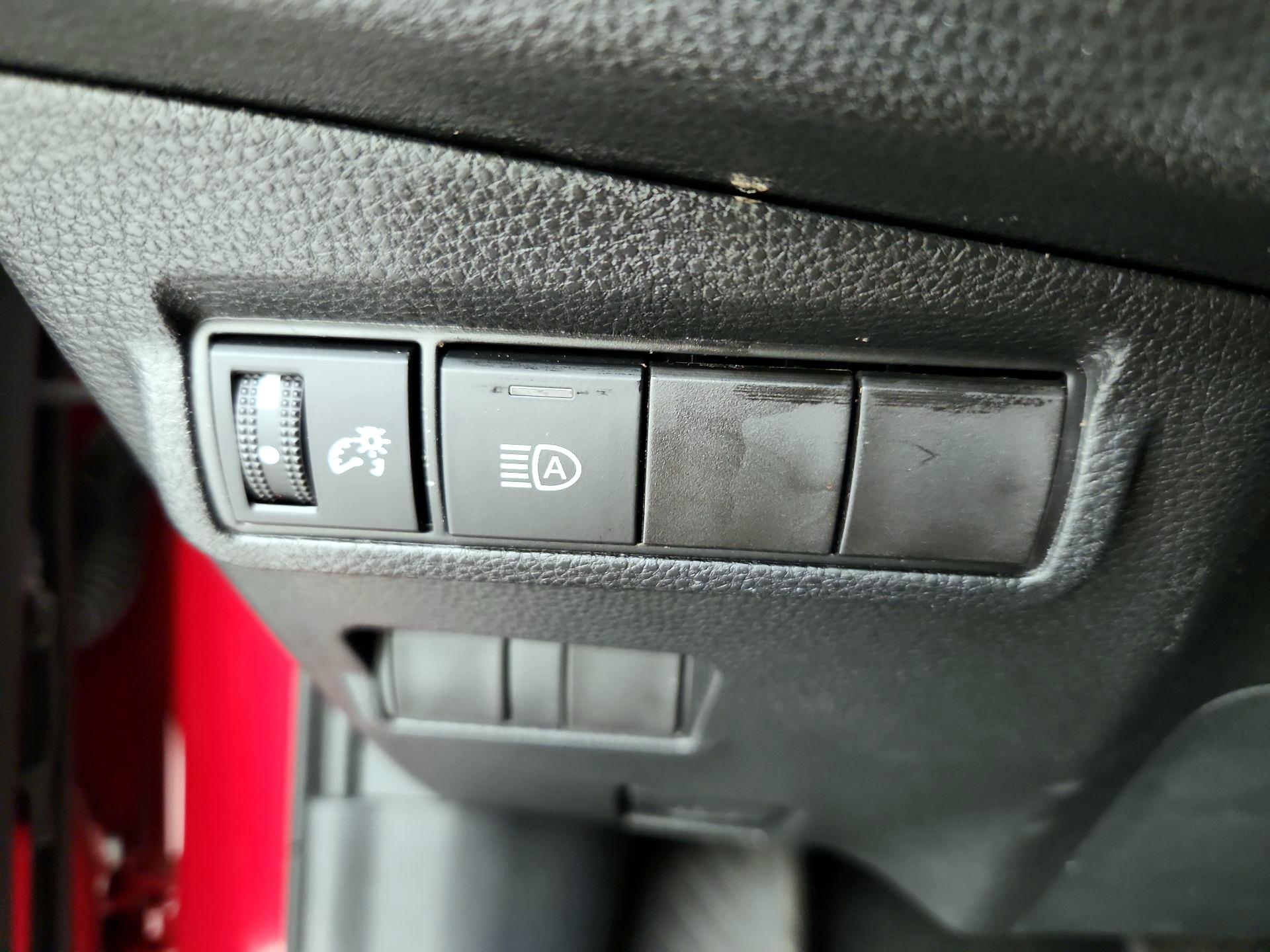 Thumbnail: 2022 Toyota Corolla Cross - 13