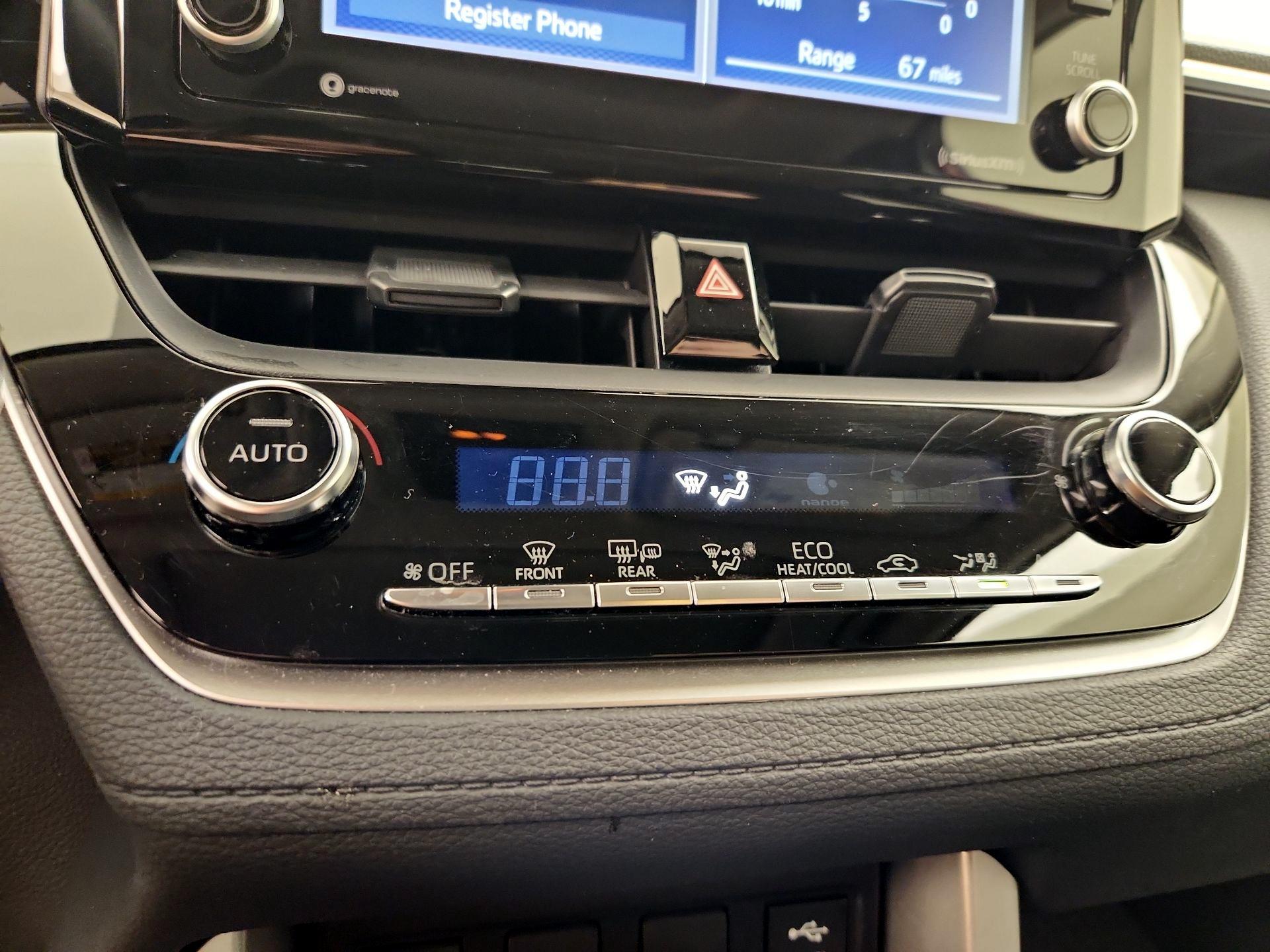 Thumbnail: 2022 Toyota Corolla Cross - 16