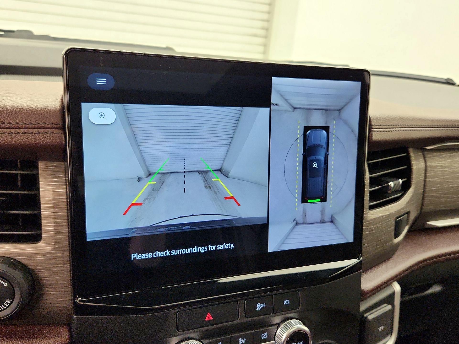 Thumbnail: 2023 Ford Expedition - 15