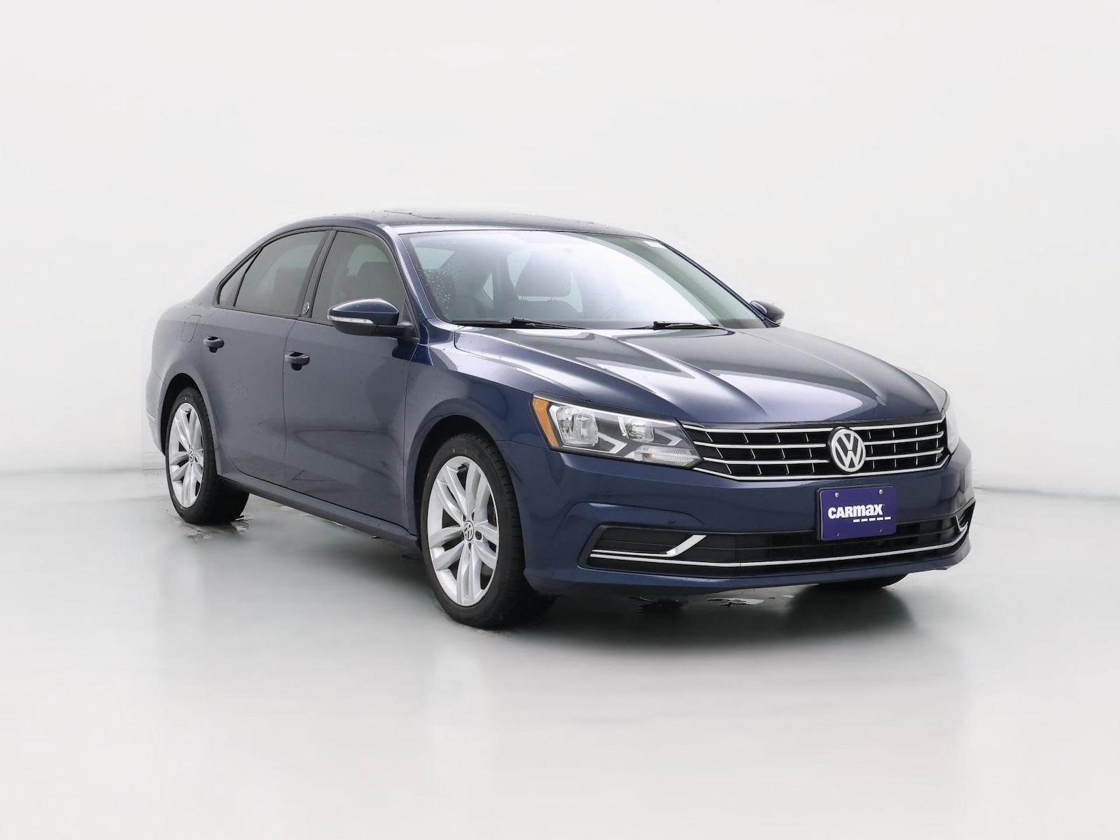 2019 Volkswagen Passat Wolfsburg Edition