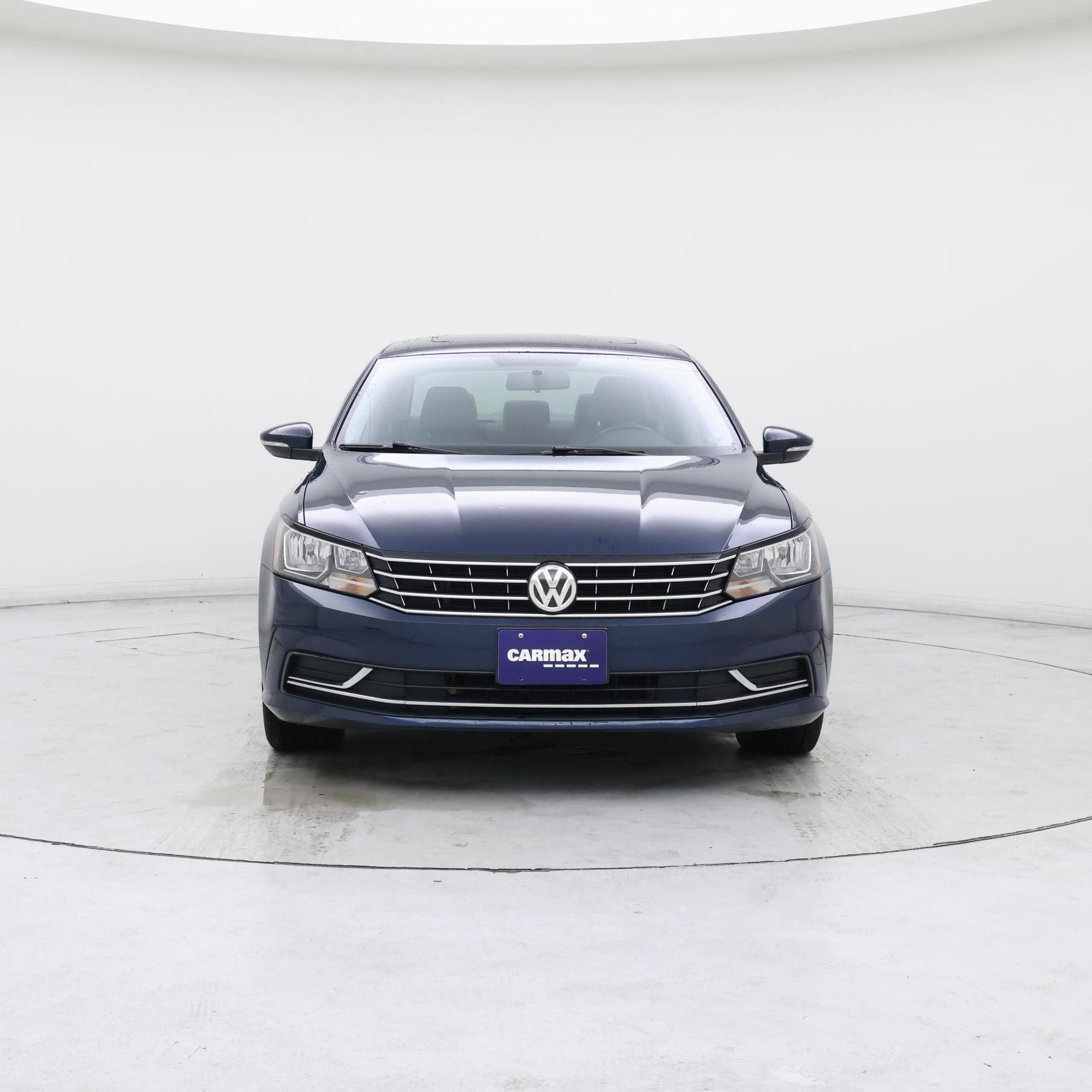 Thumbnail: 2019 Volkswagen Passat - 5