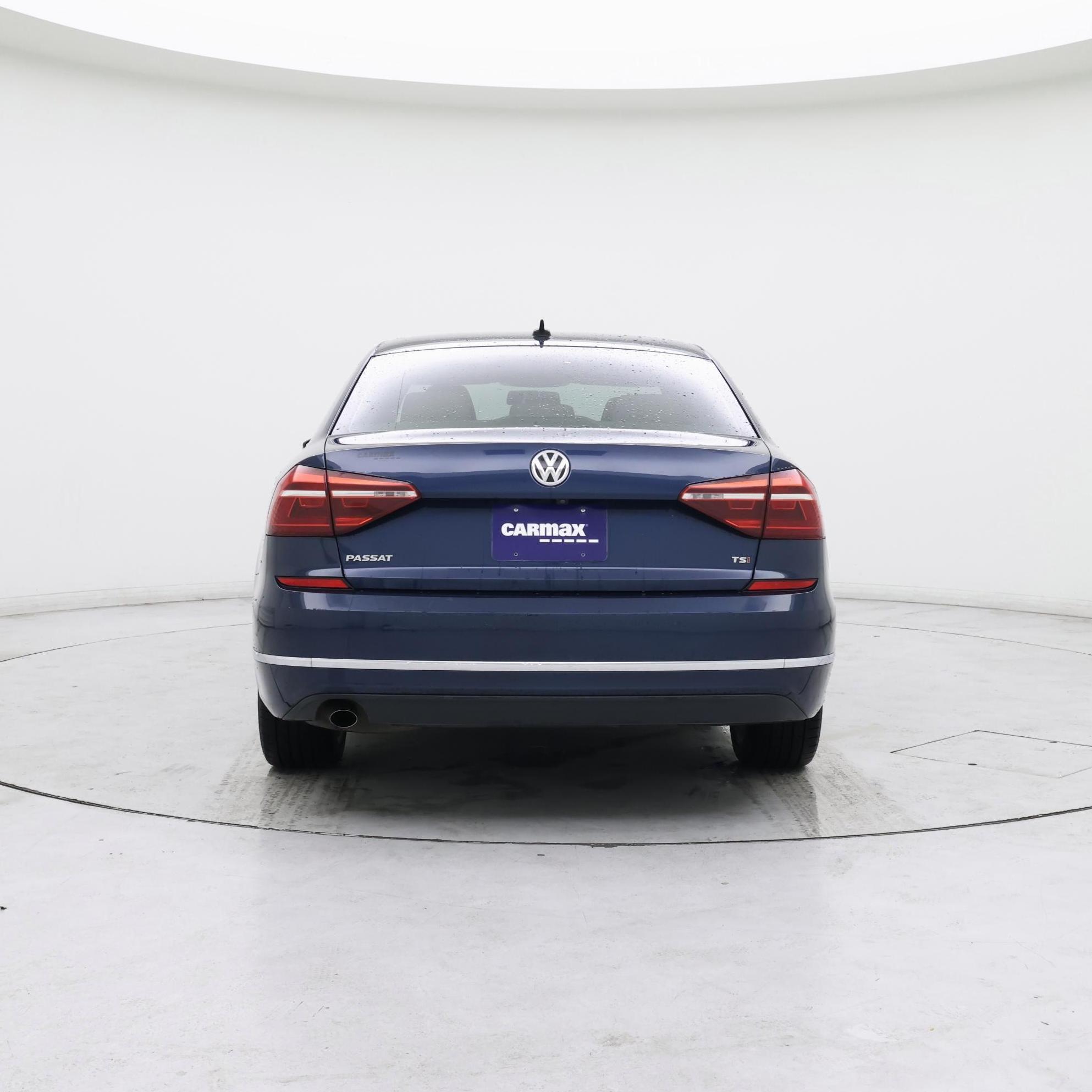 Thumbnail: 2019 Volkswagen Passat - 6