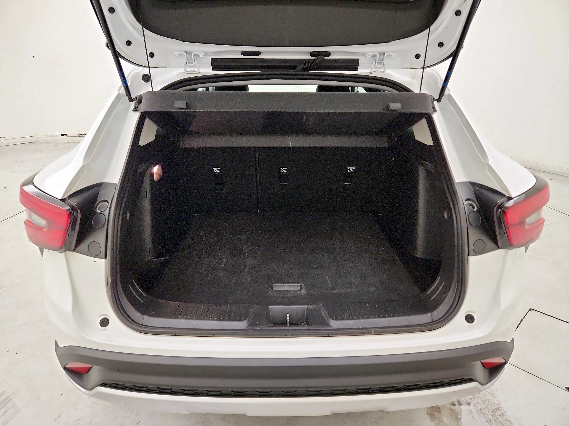 Thumbnail: 2024 Chevrolet Trax - 20