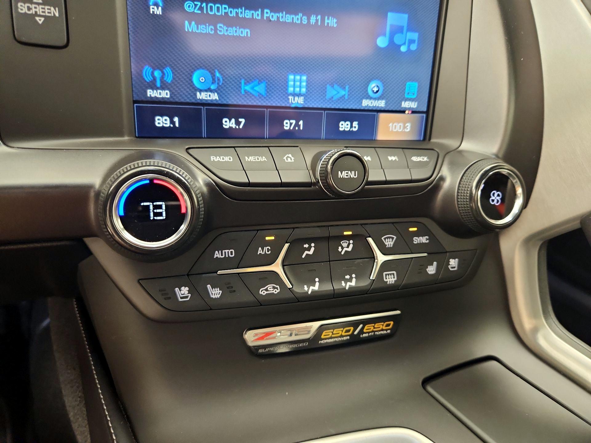 Thumbnail: 2017 Chevrolet Corvette - 17