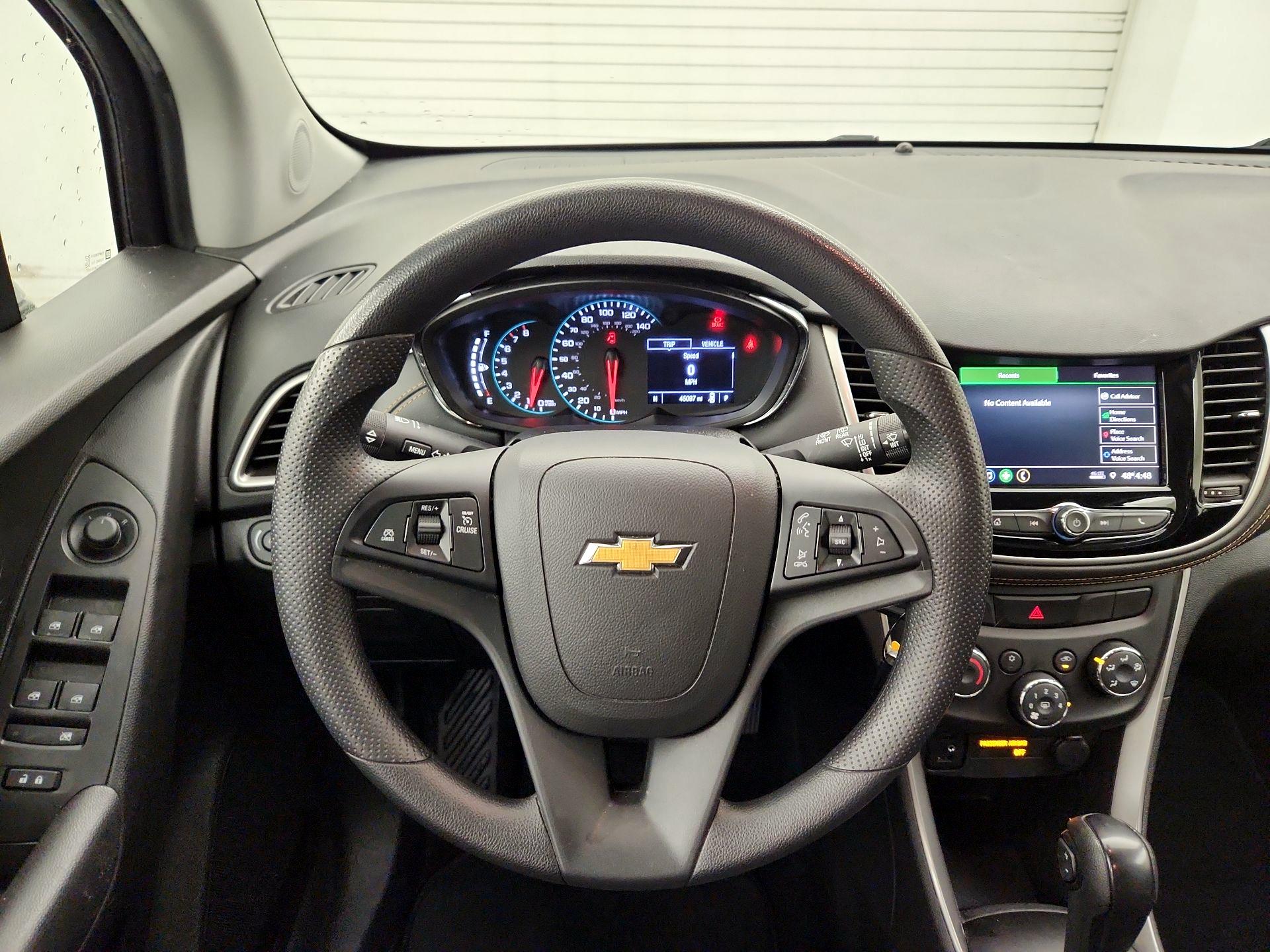 Thumbnail: 2020 Chevrolet Trax - 10