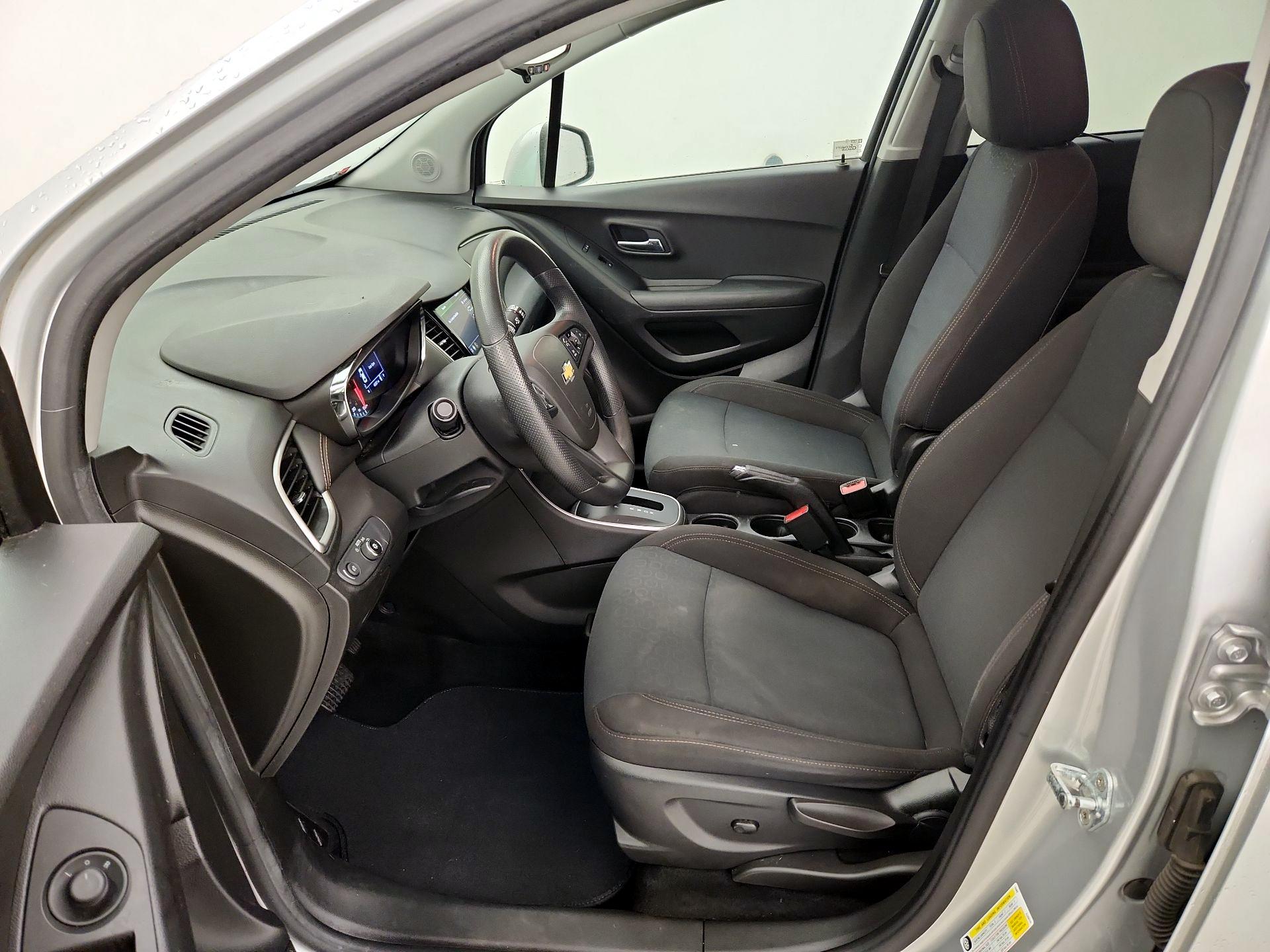 Thumbnail: 2020 Chevrolet Trax - 11