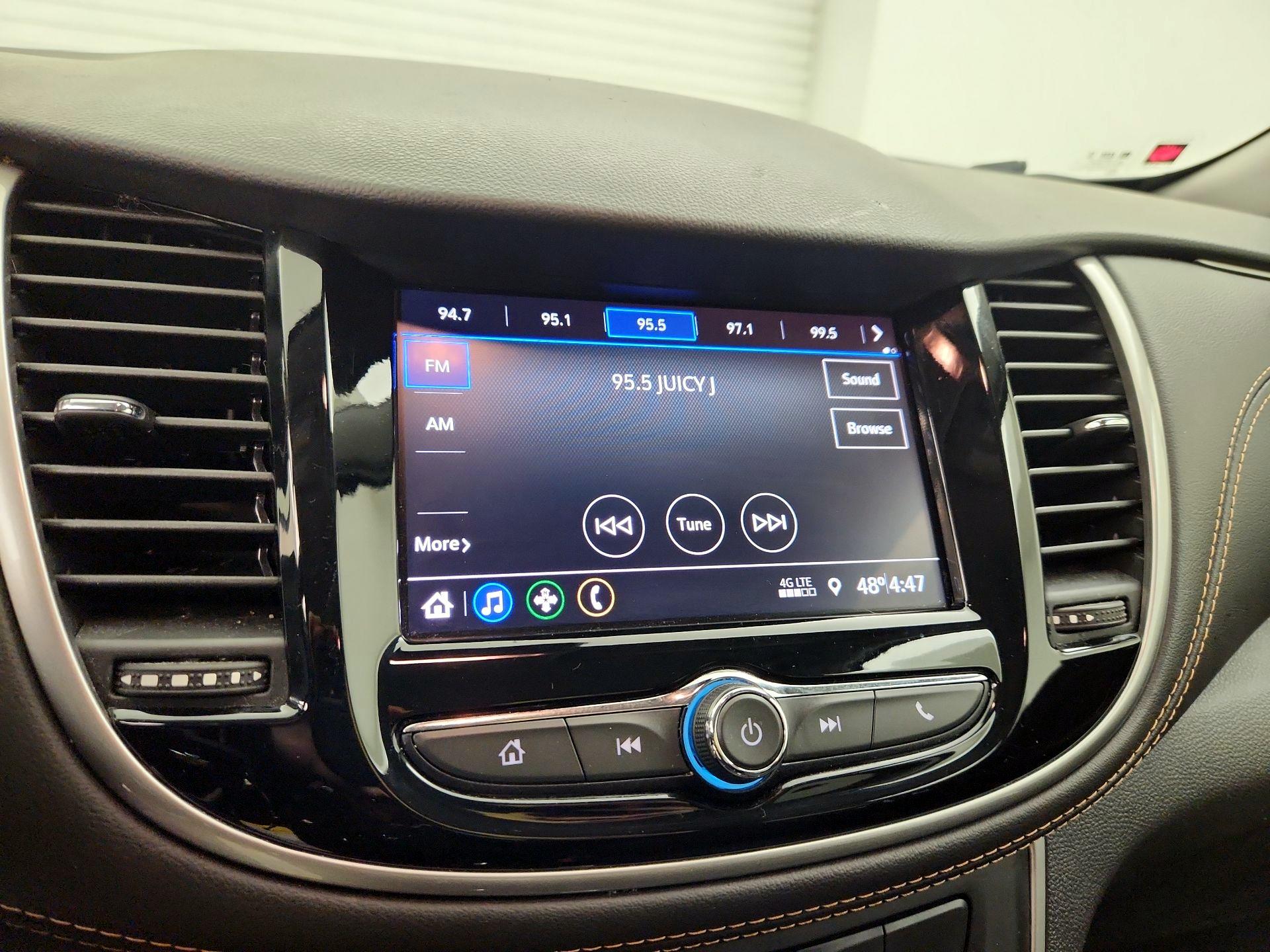 Thumbnail: 2020 Chevrolet Trax - 15