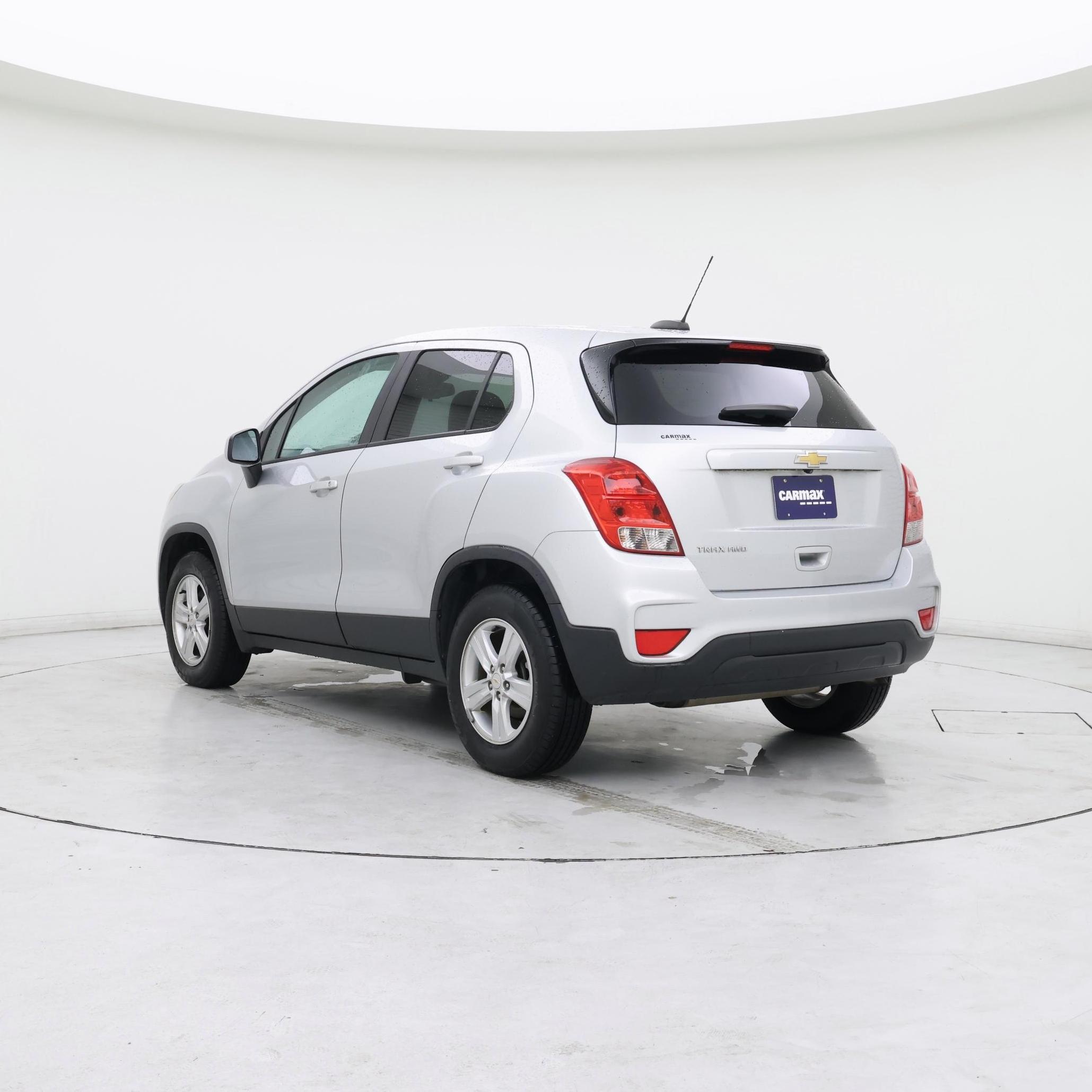 Thumbnail: 2020 Chevrolet Trax - 2