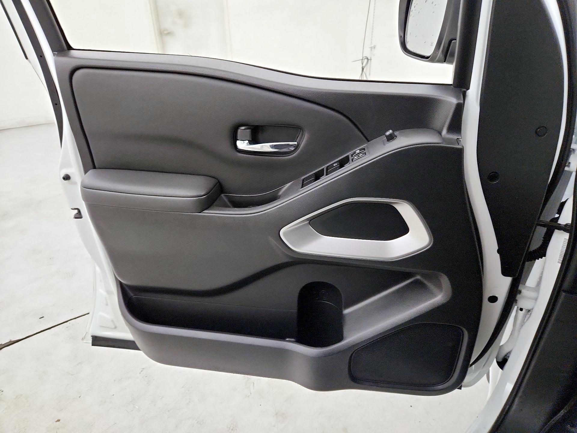 Thumbnail: 2023 Nissan Frontier - 12