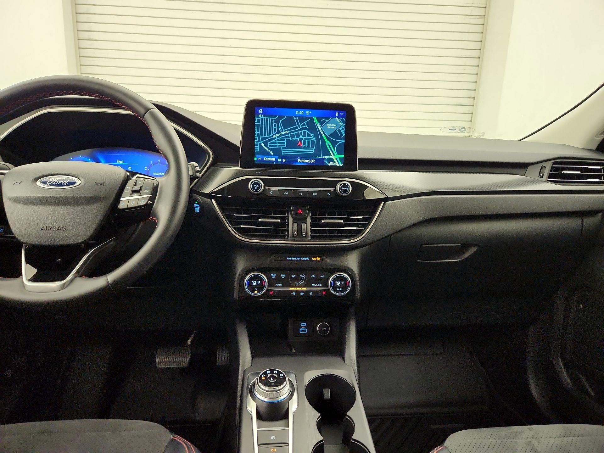 Thumbnail: 2021 Ford Escape - 9