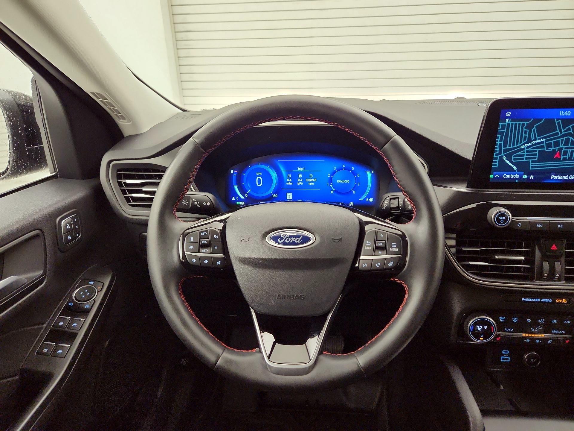 Thumbnail: 2021 Ford Escape - 10