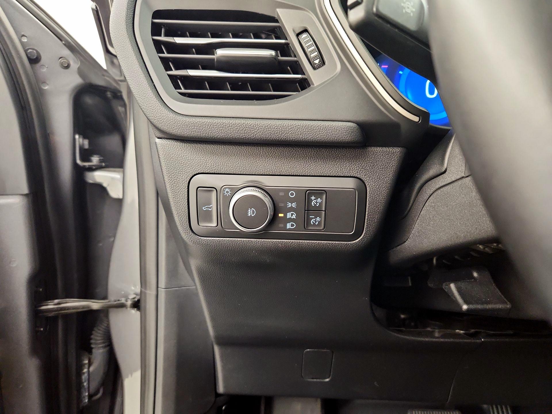 Thumbnail: 2021 Ford Escape - 13