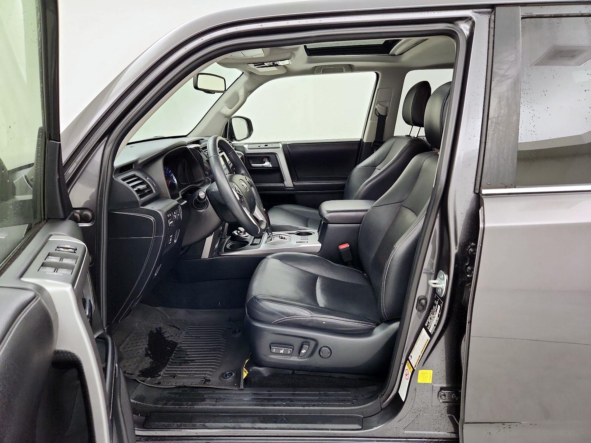 Thumbnail: 2017 Toyota 4Runner - 11