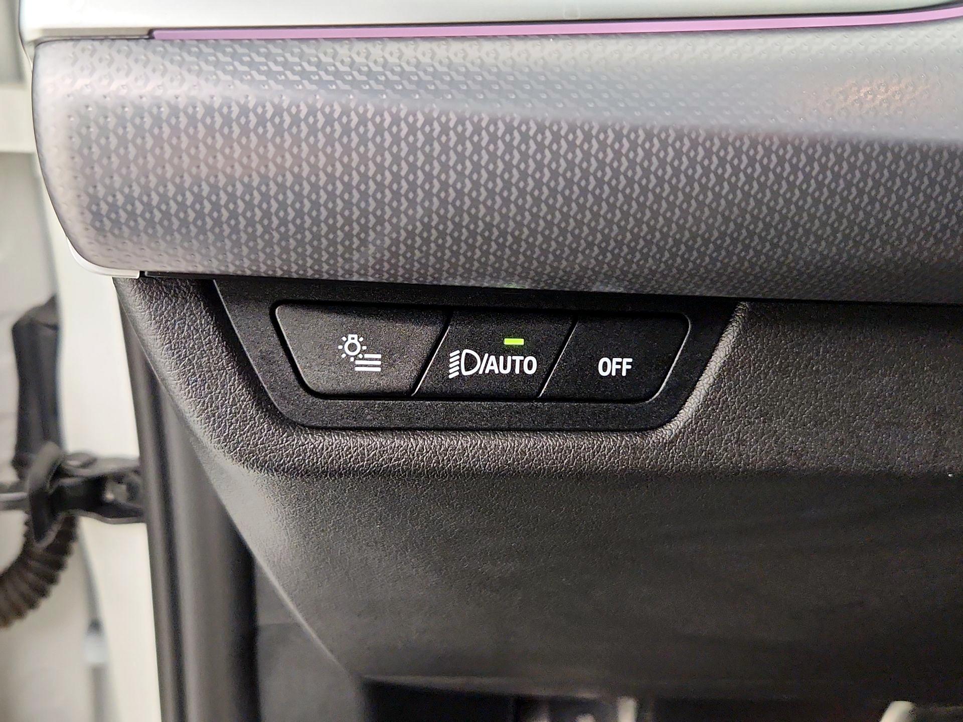 Thumbnail: 2024 BMW X1 - 13