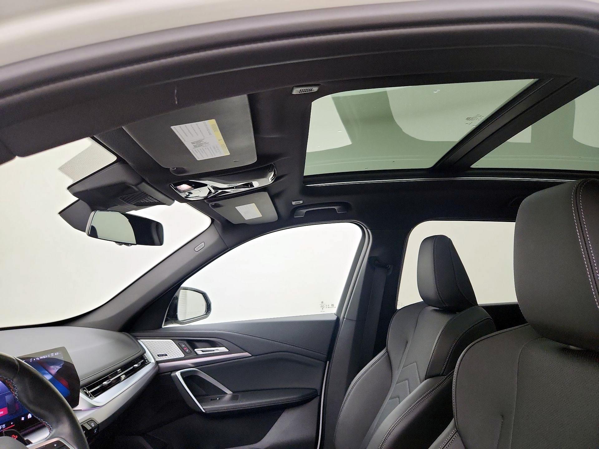 Thumbnail: 2024 BMW X1 - 19