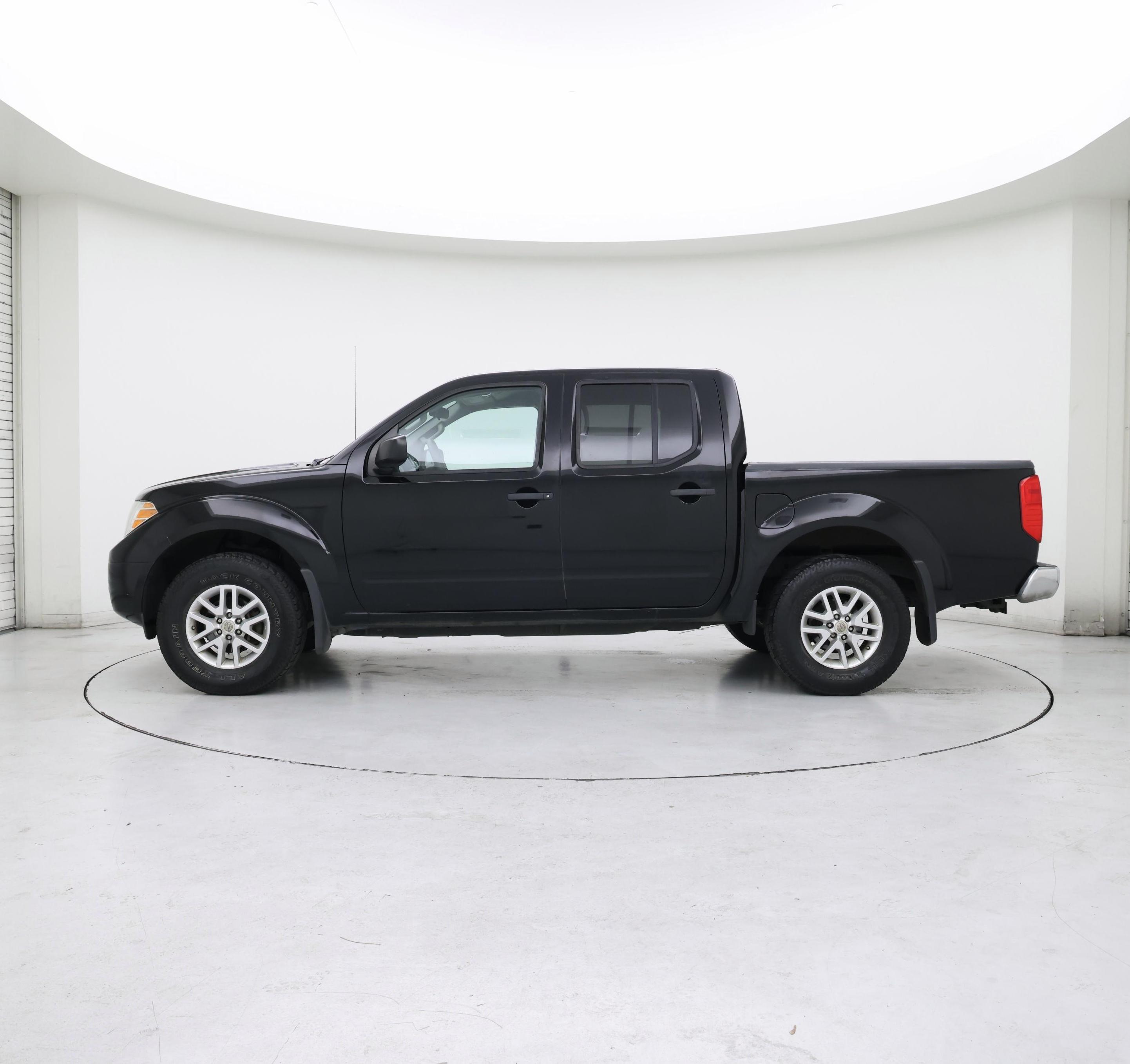 Thumbnail: 2015 Nissan Frontier - 3