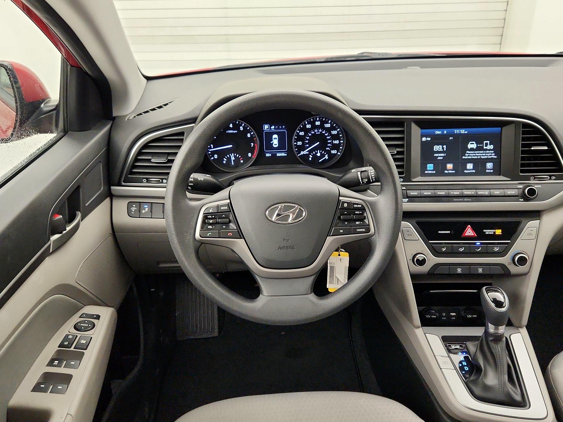 Thumbnail: 2018 Hyundai Elantra - 10