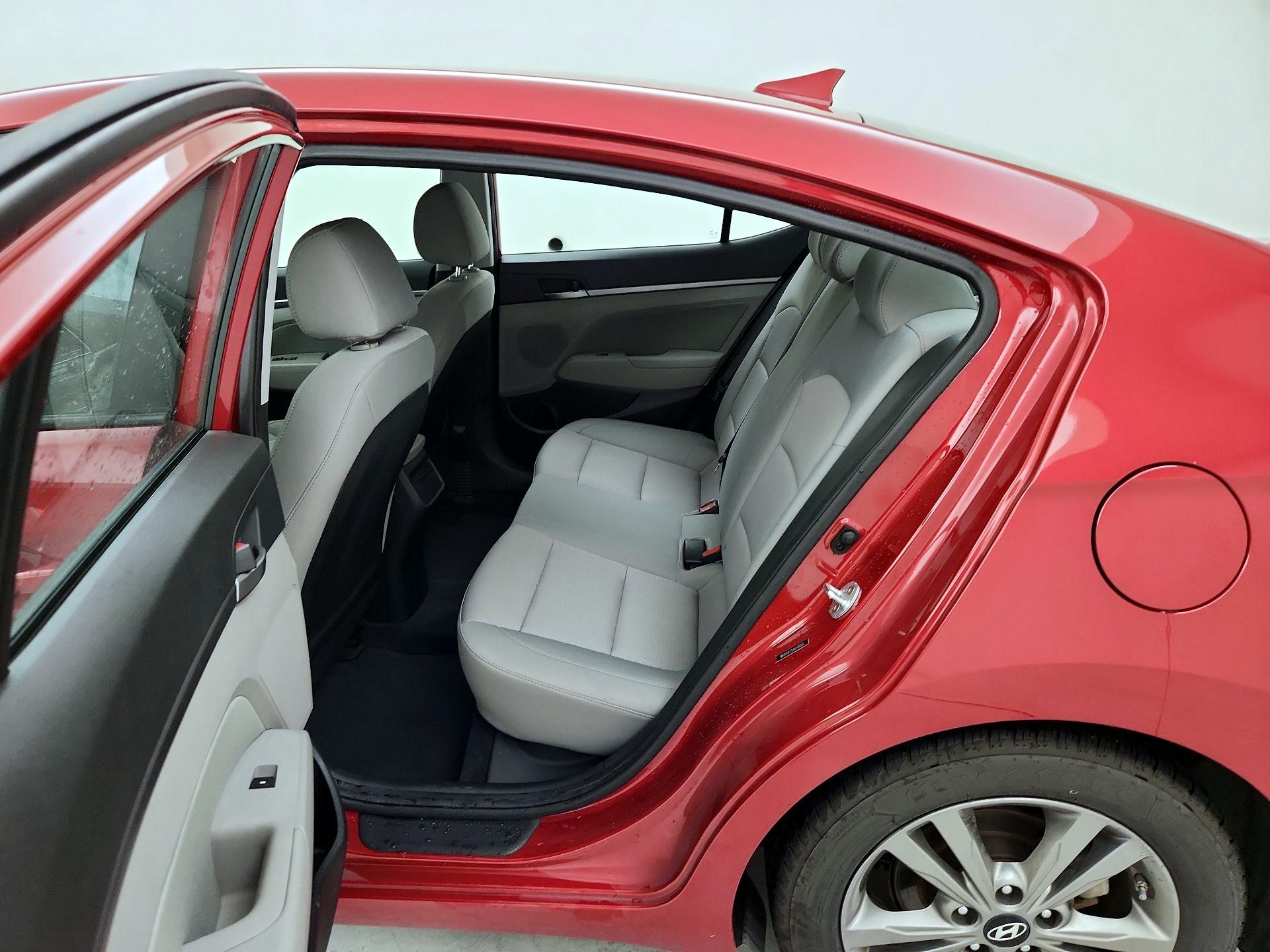 Thumbnail: 2018 Hyundai Elantra - 19