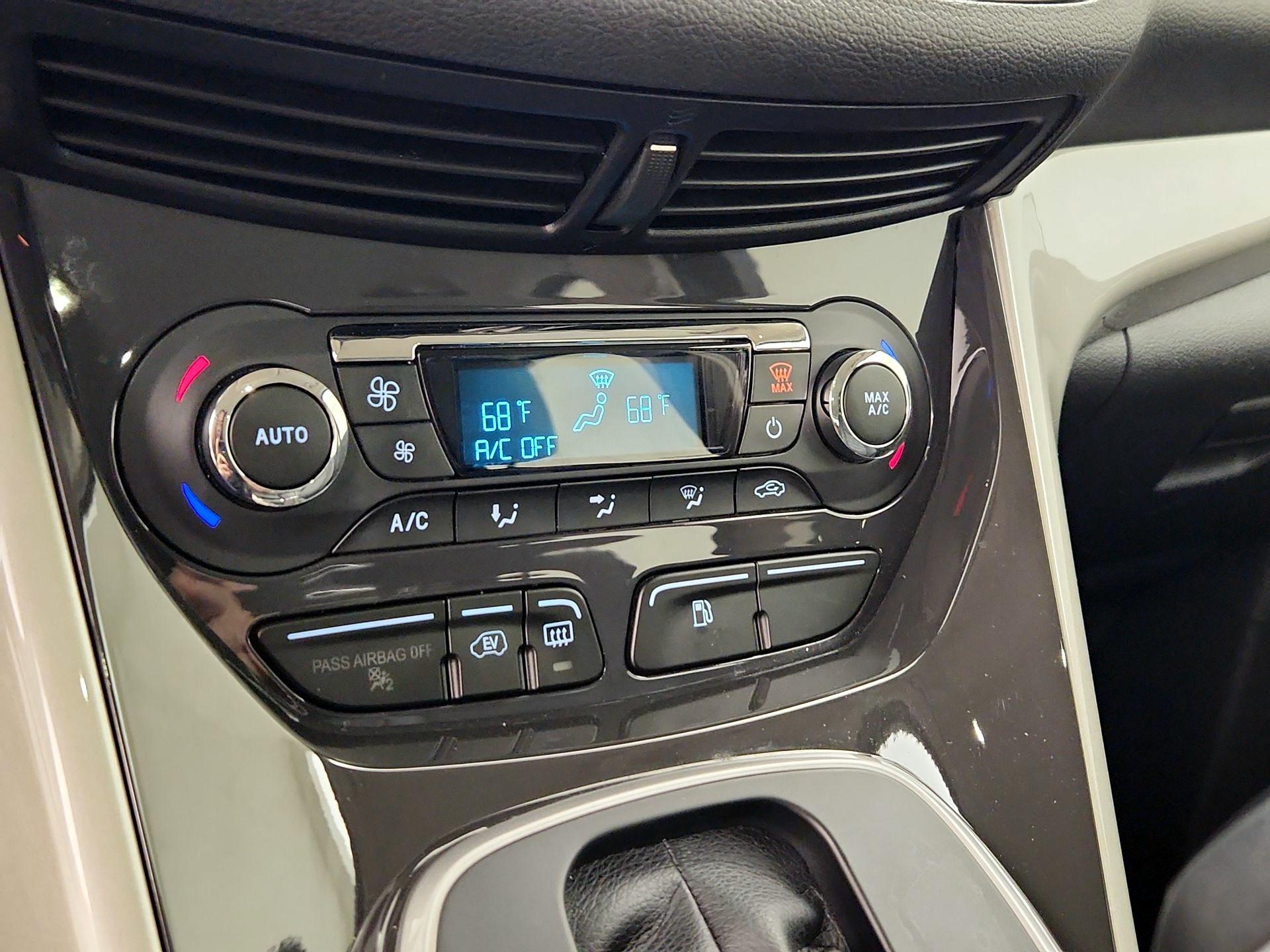 Thumbnail: 2016 Ford C-Max - 16