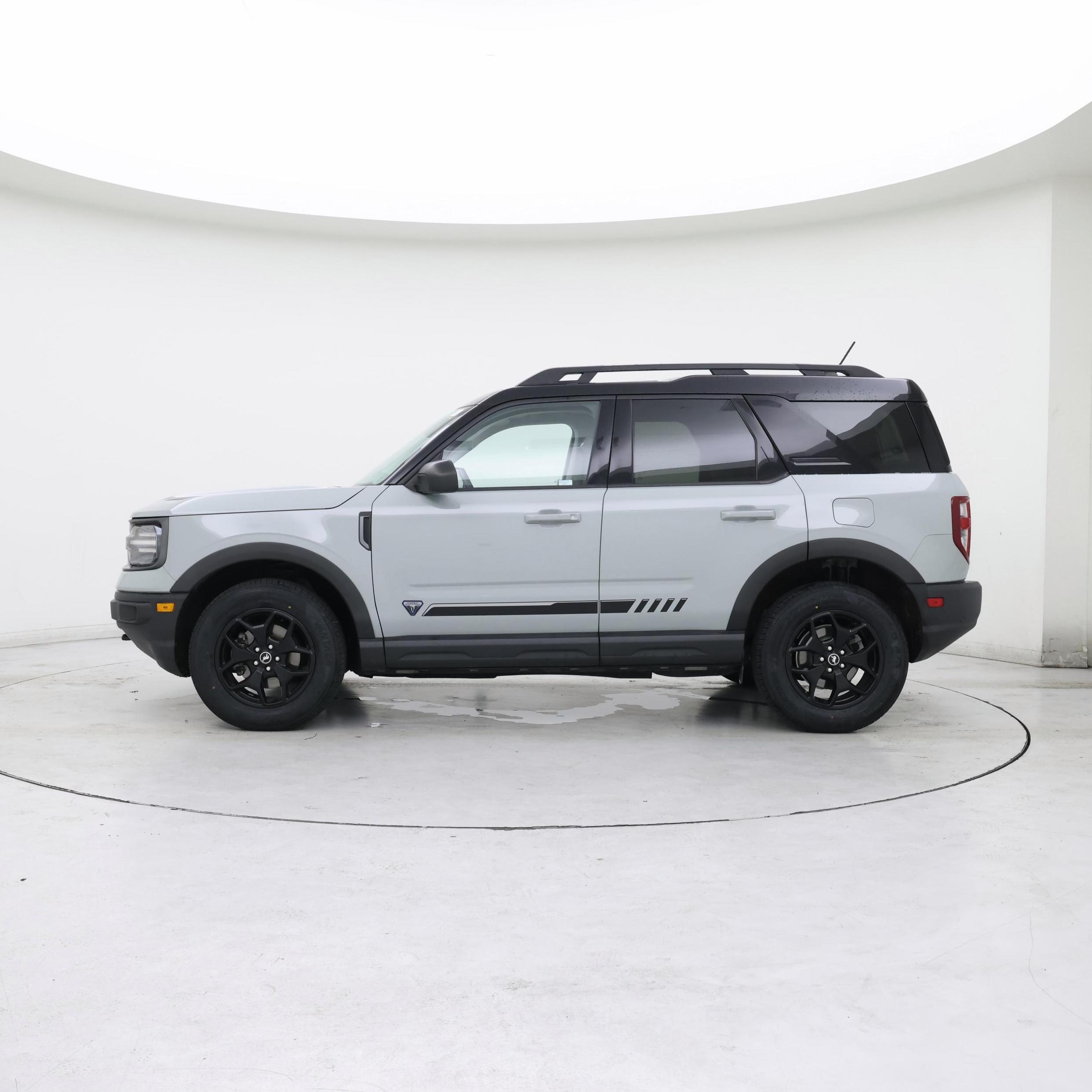 Thumbnail: 2021 Ford Bronco Sport - 3