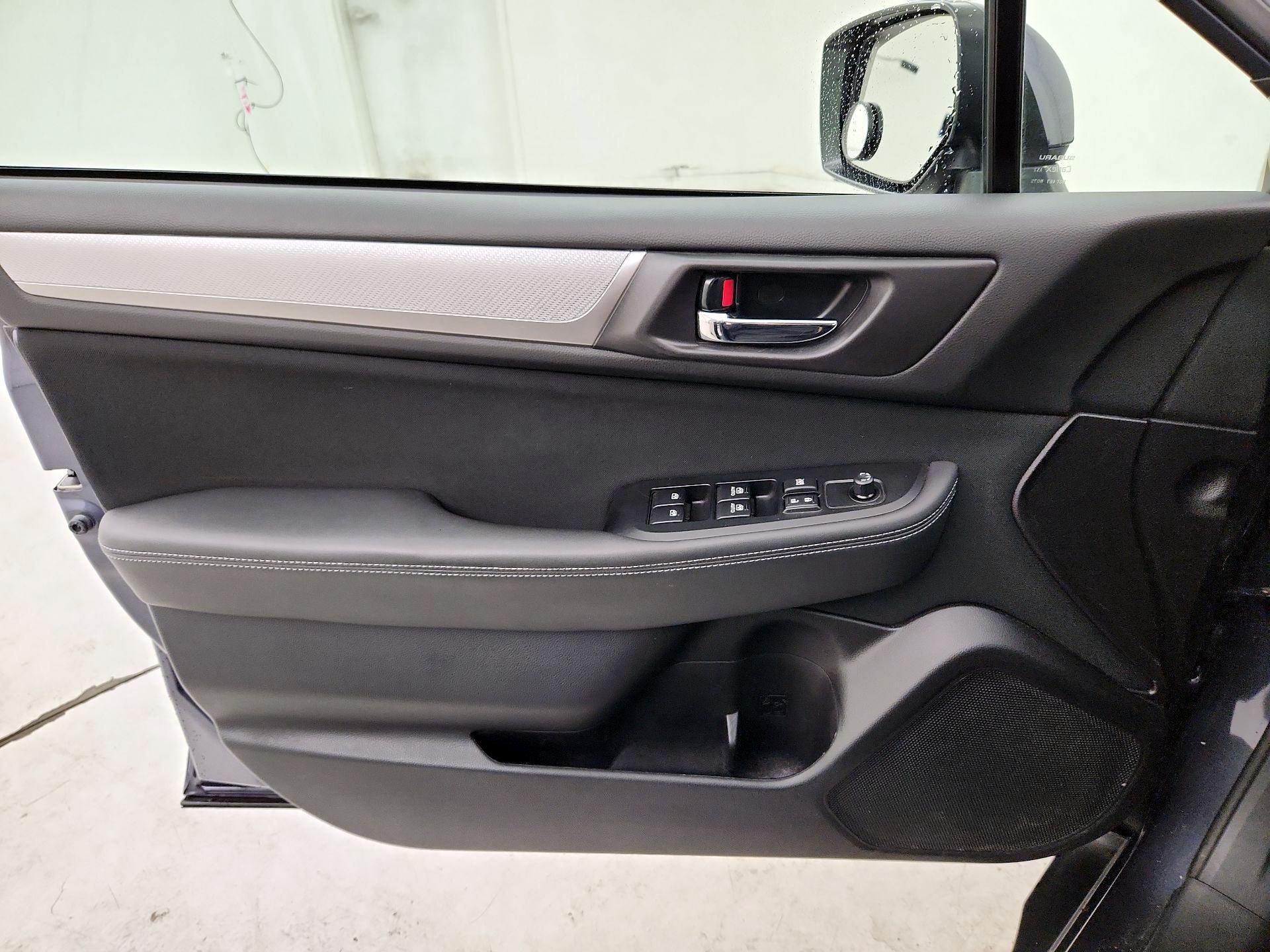 Thumbnail: 2017 Subaru Outback - 12