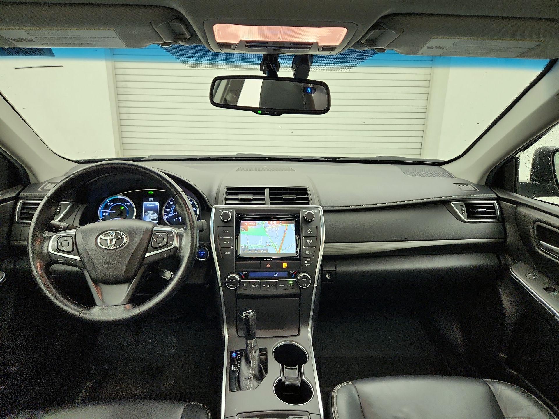 Thumbnail: 2016 Toyota Camry - 9