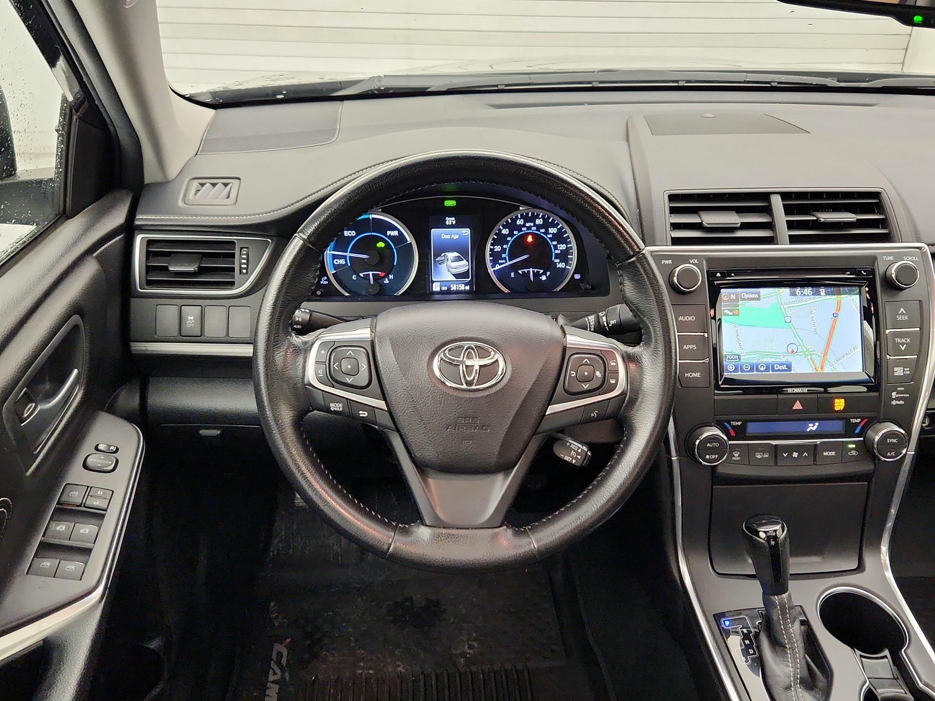 Thumbnail: 2016 Toyota Camry - 10