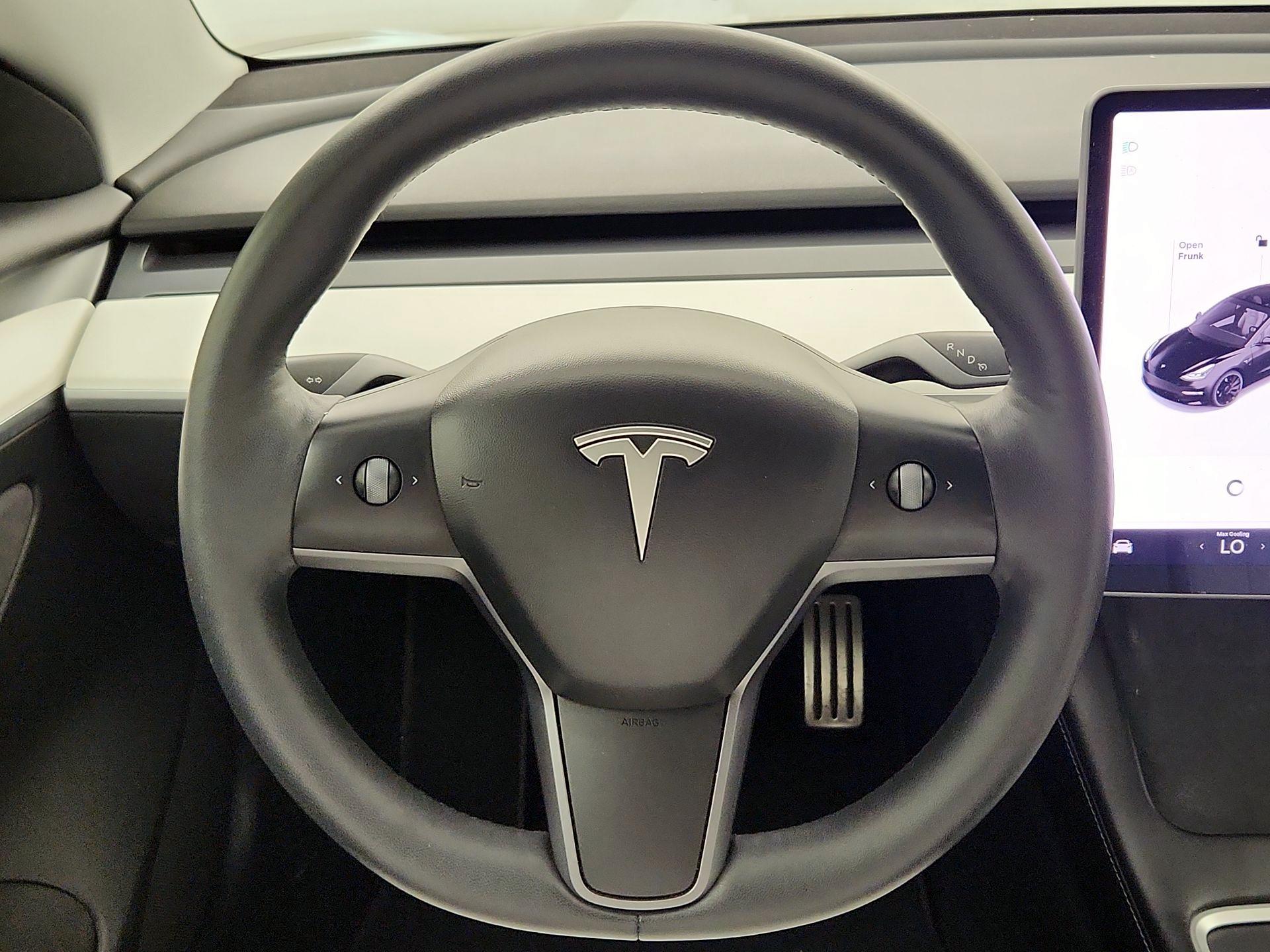 Thumbnail: 2021 Tesla Model 3 - 10