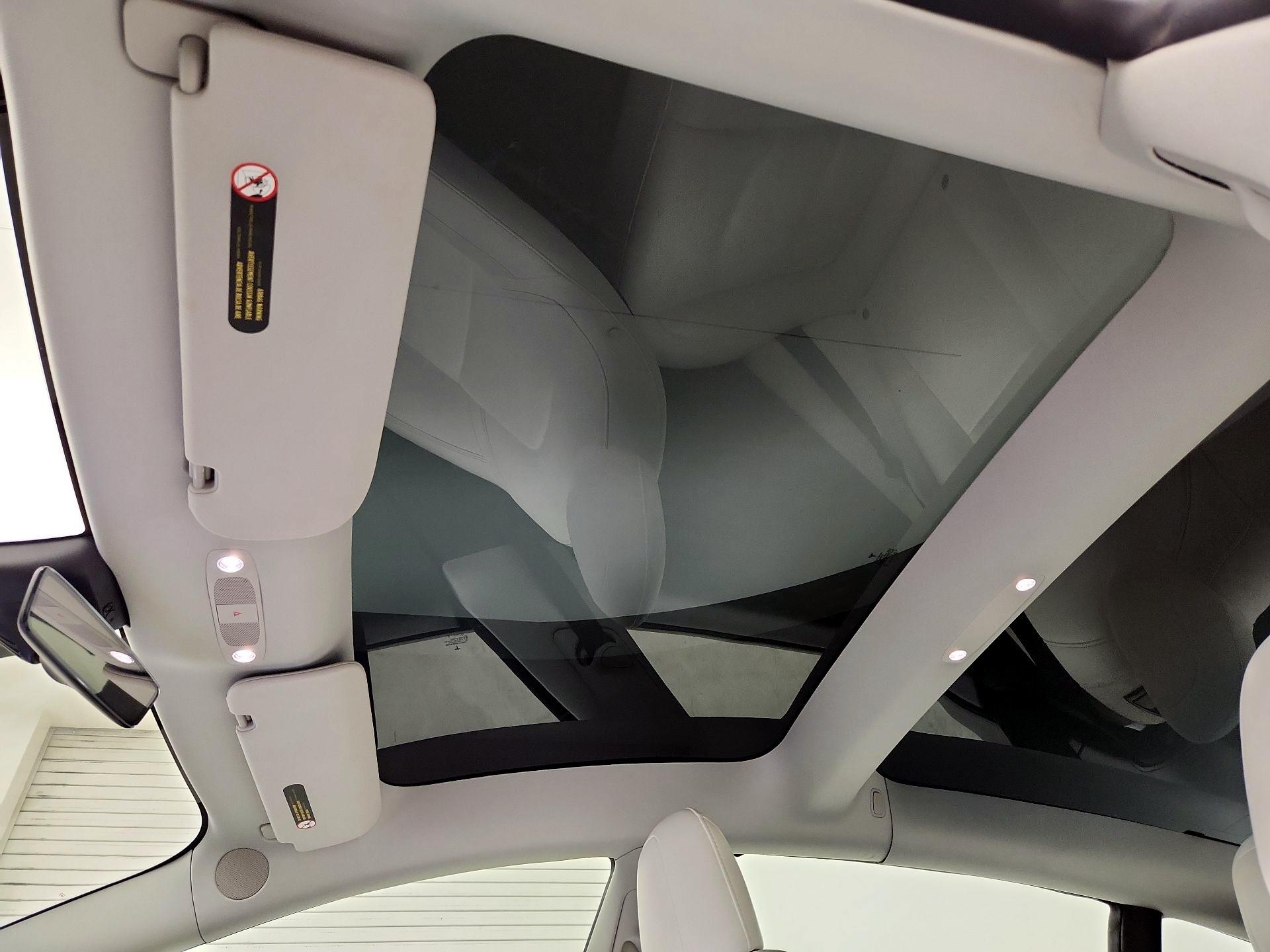 Thumbnail: 2021 Tesla Model 3 - 19