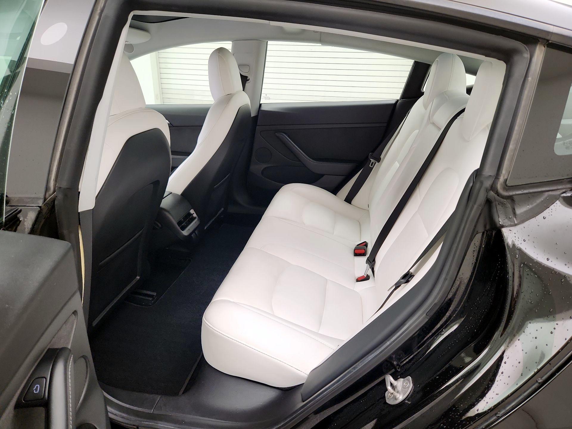 Thumbnail: 2021 Tesla Model 3 - 20