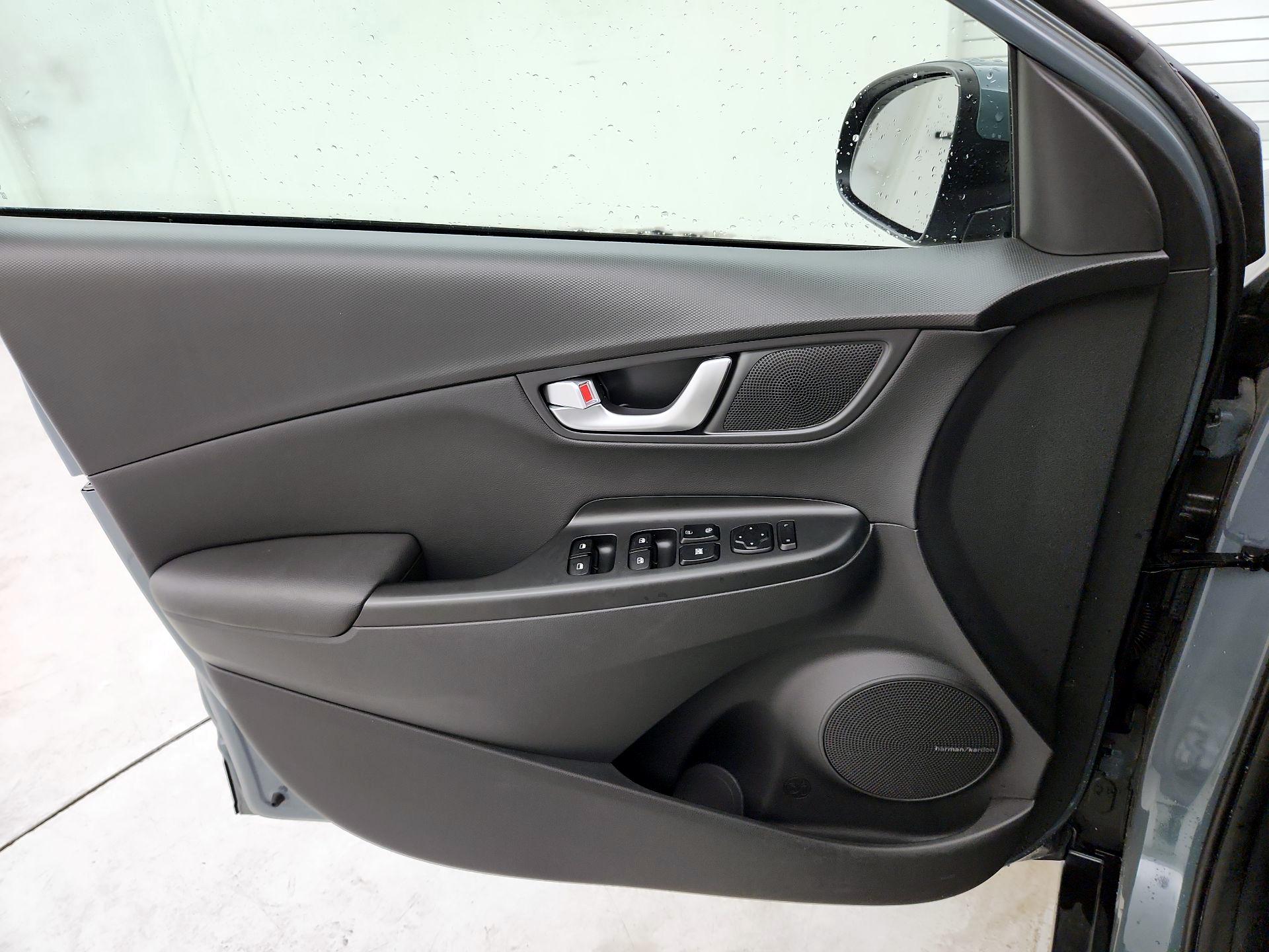 Thumbnail: 2022 Hyundai Kona - 12