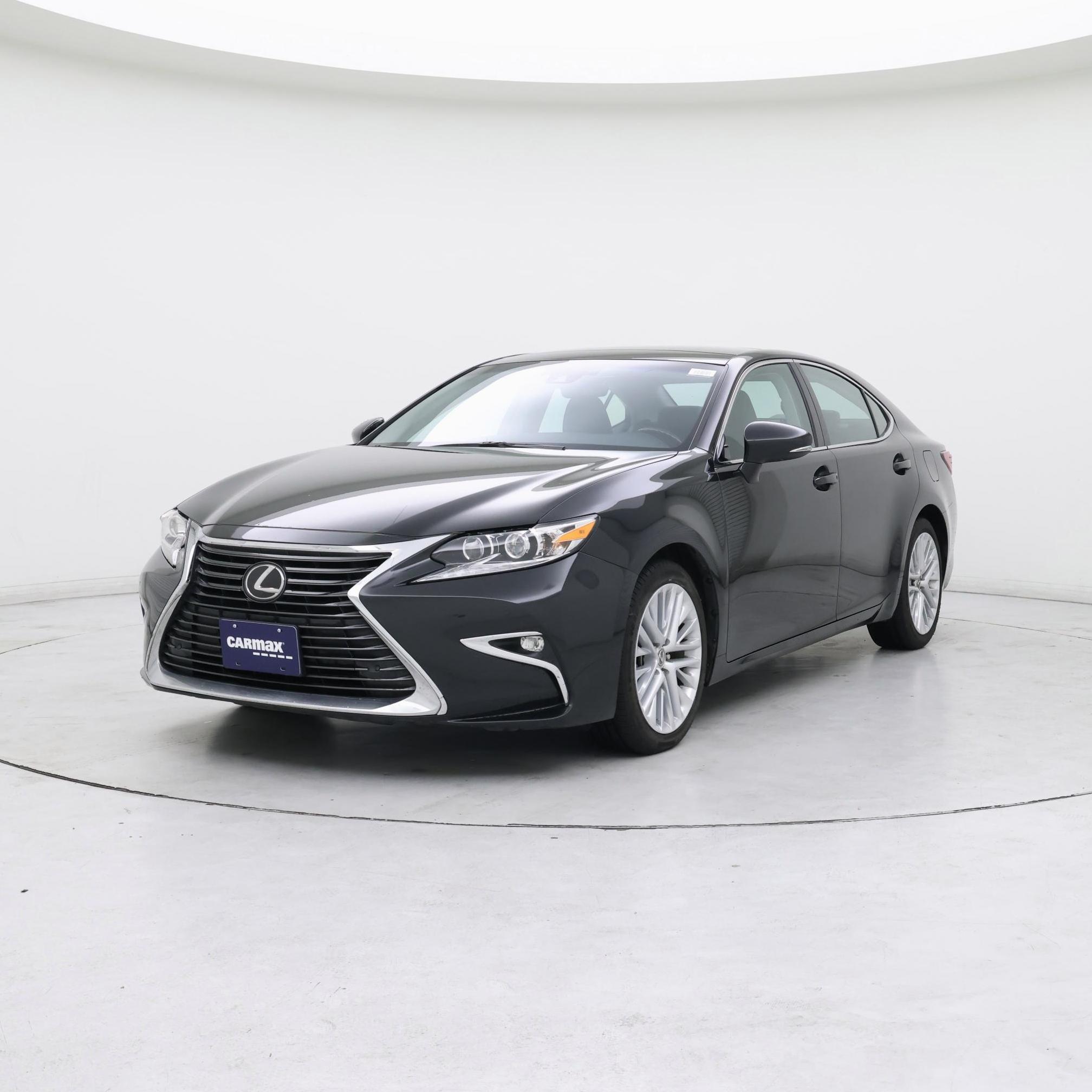 Thumbnail: 2018 Lexus ES - 4