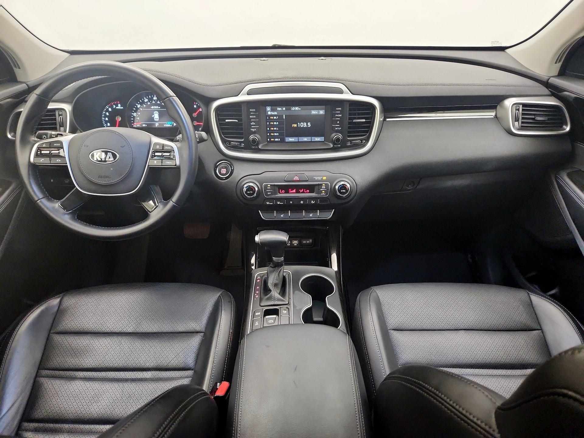 Thumbnail: 2020 Kia Sorento - 9