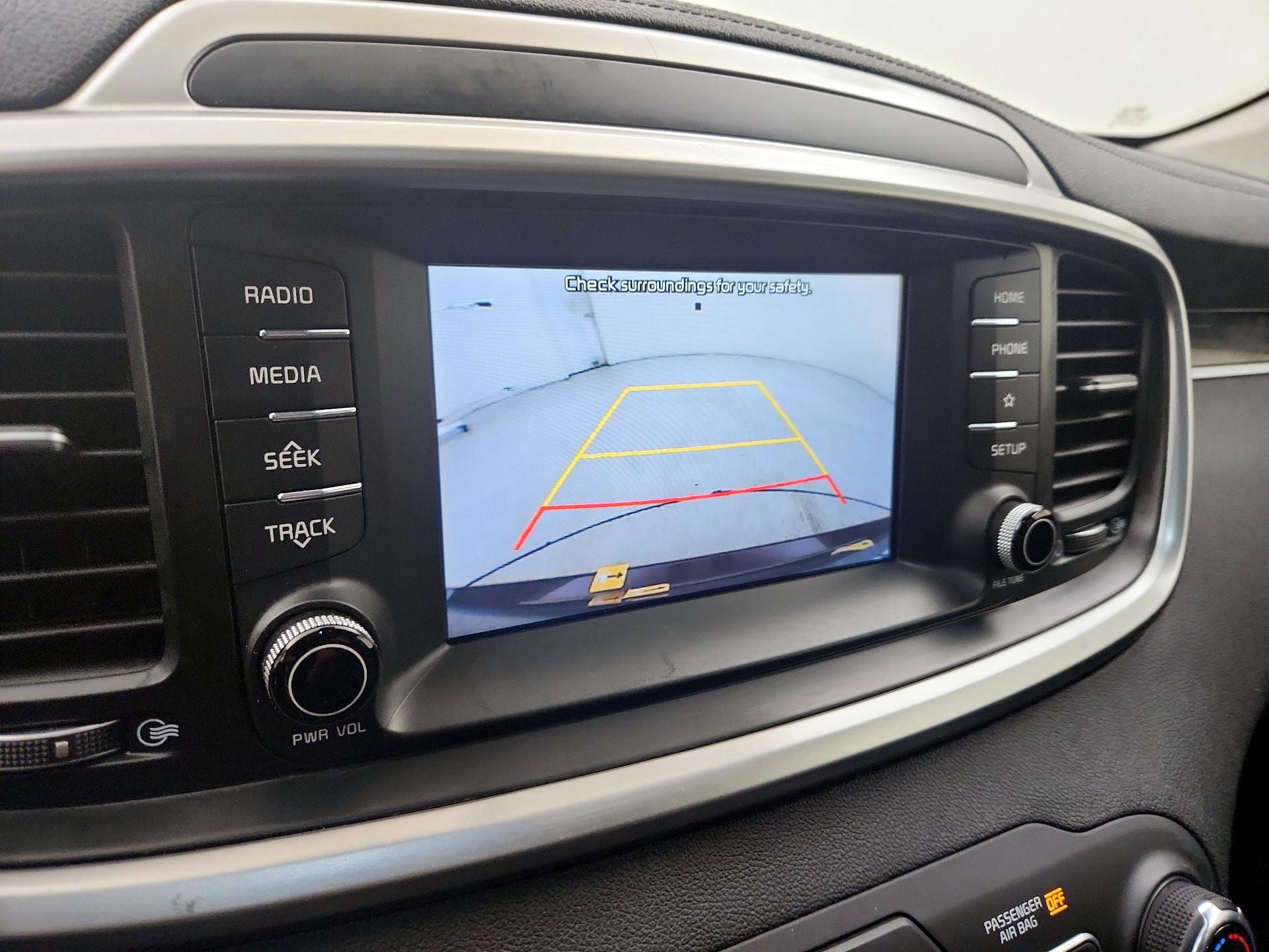 Thumbnail: 2020 Kia Sorento - 14