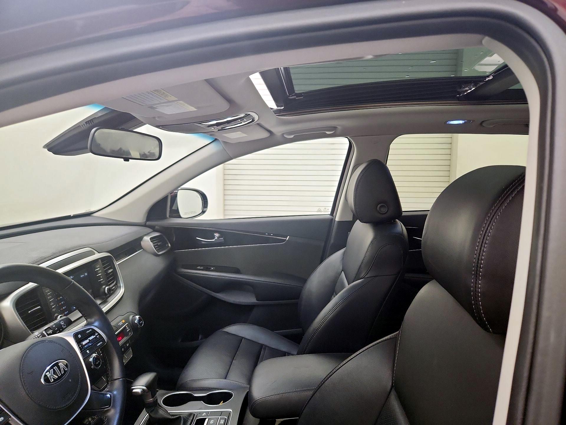 Thumbnail: 2020 Kia Sorento - 19