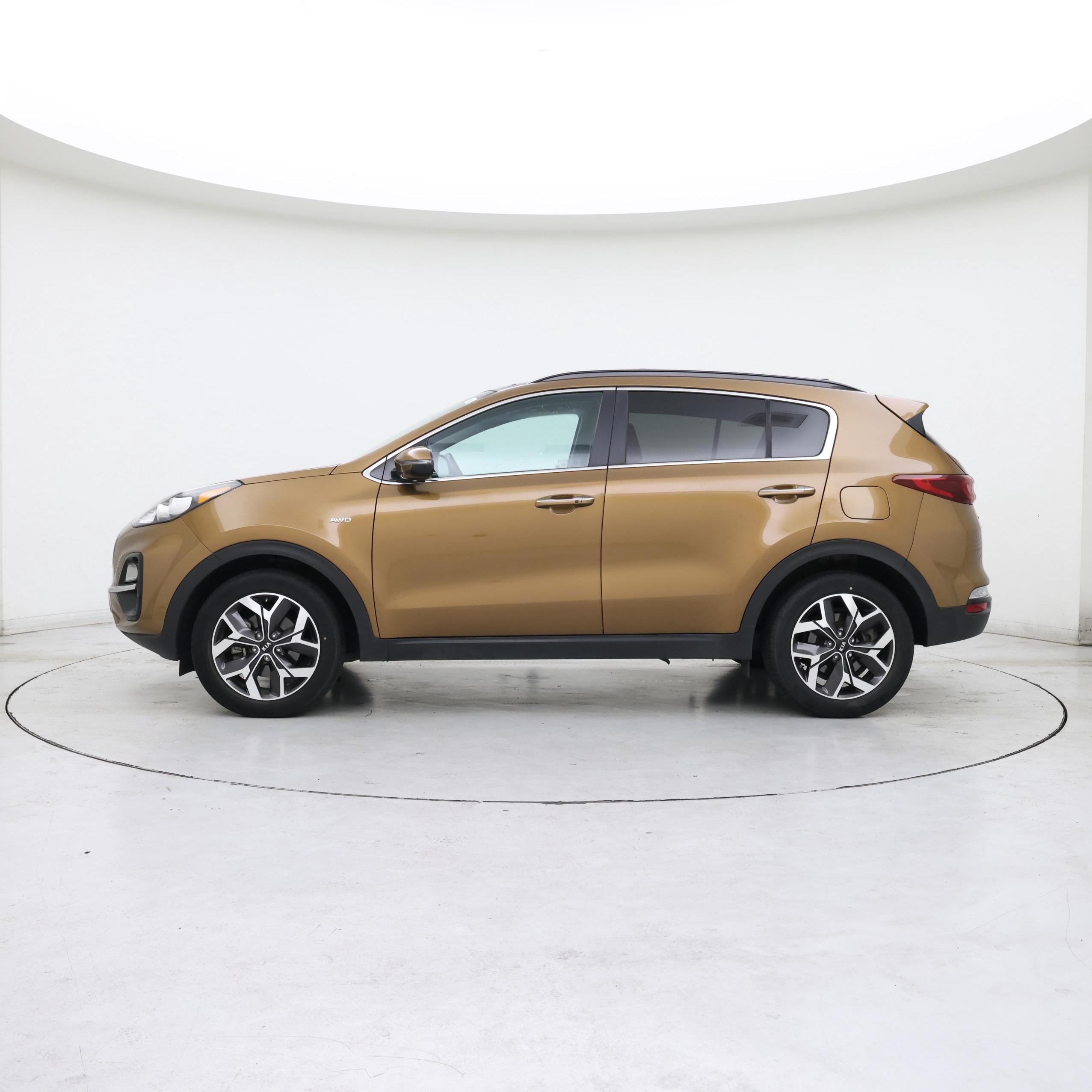 Thumbnail: 2020 Kia Sportage - 3