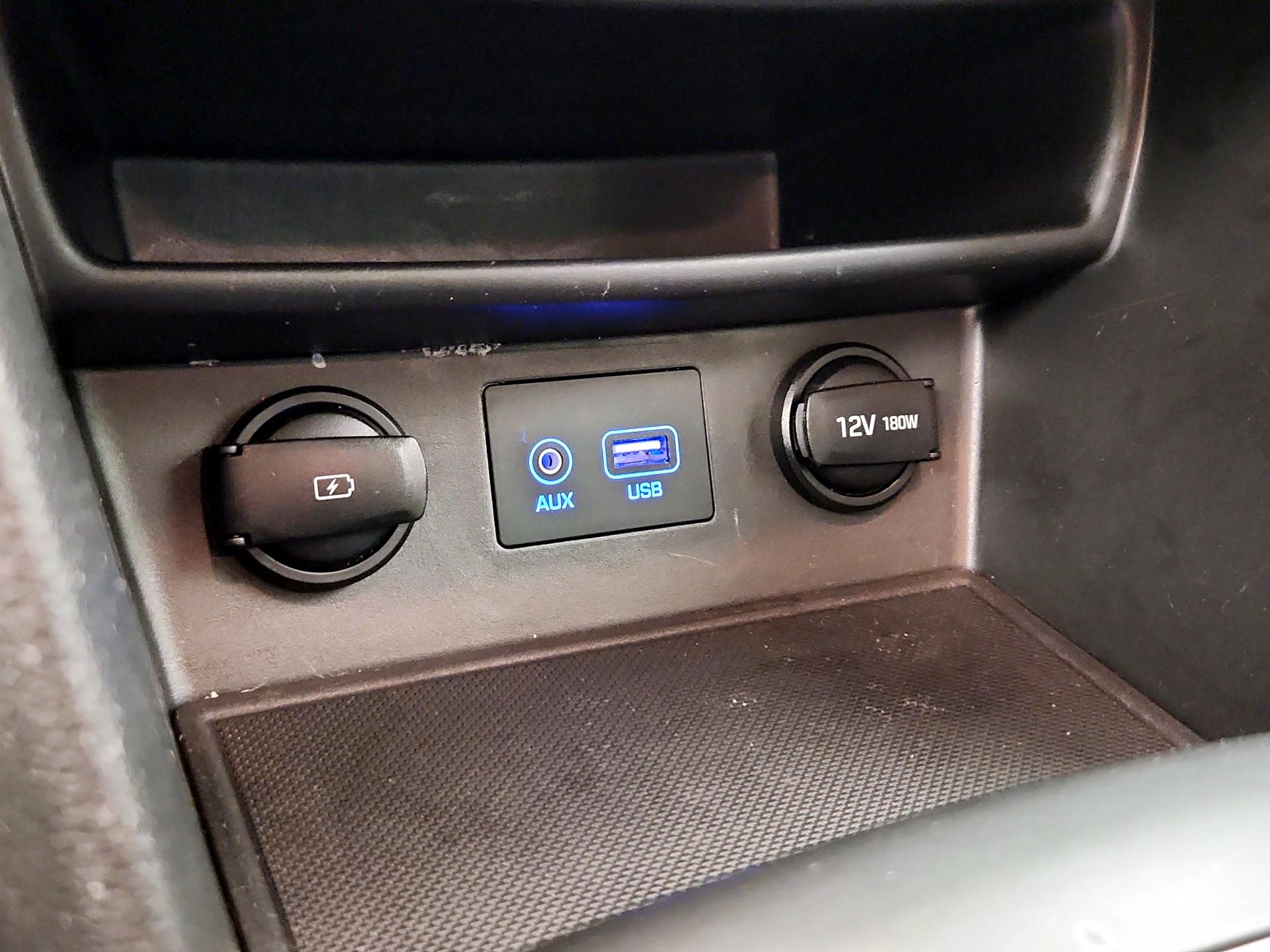 Thumbnail: 2021 Hyundai Kona - 18