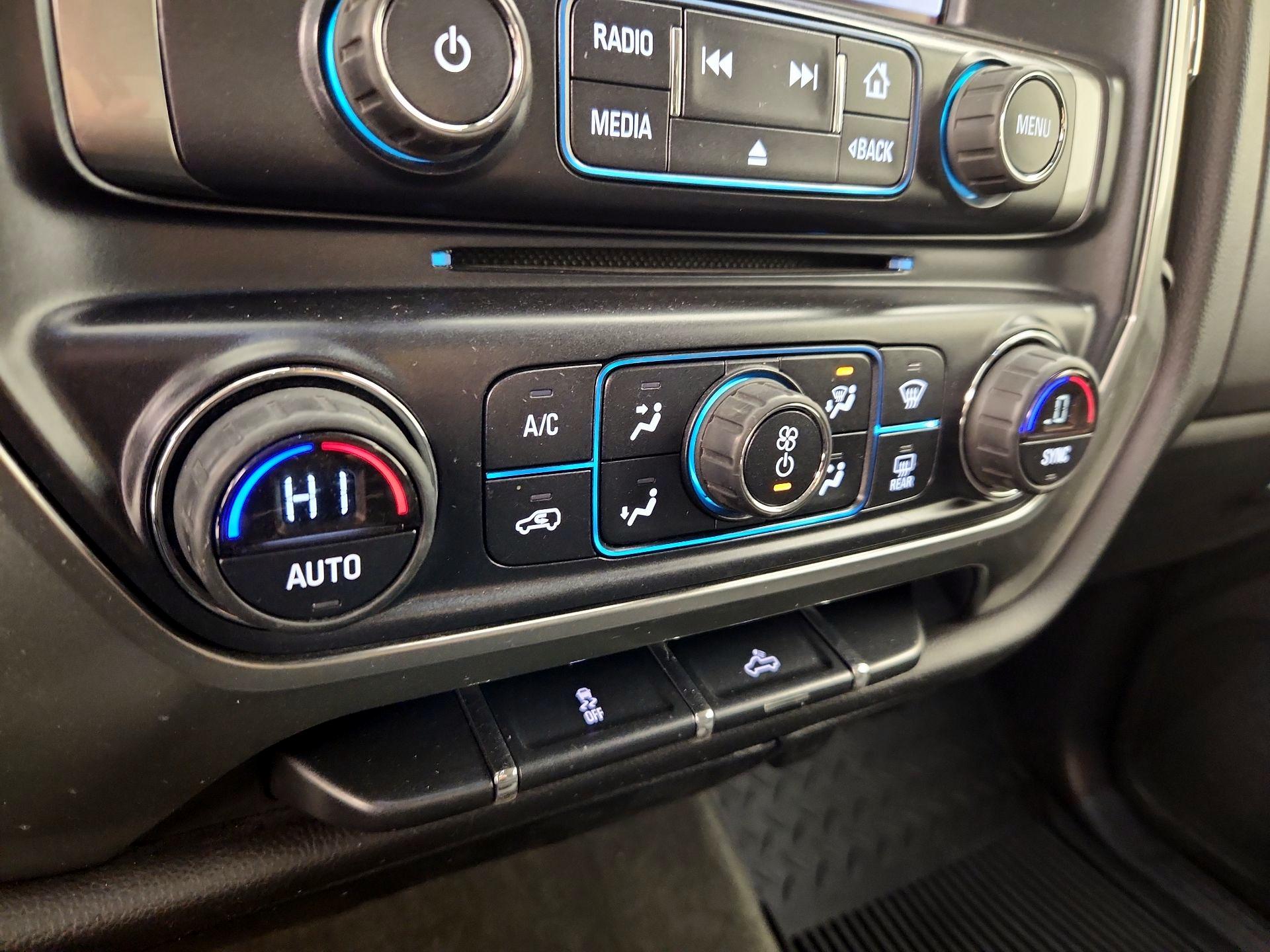 Thumbnail: 2017 Chevrolet Silverado 1500 - 16