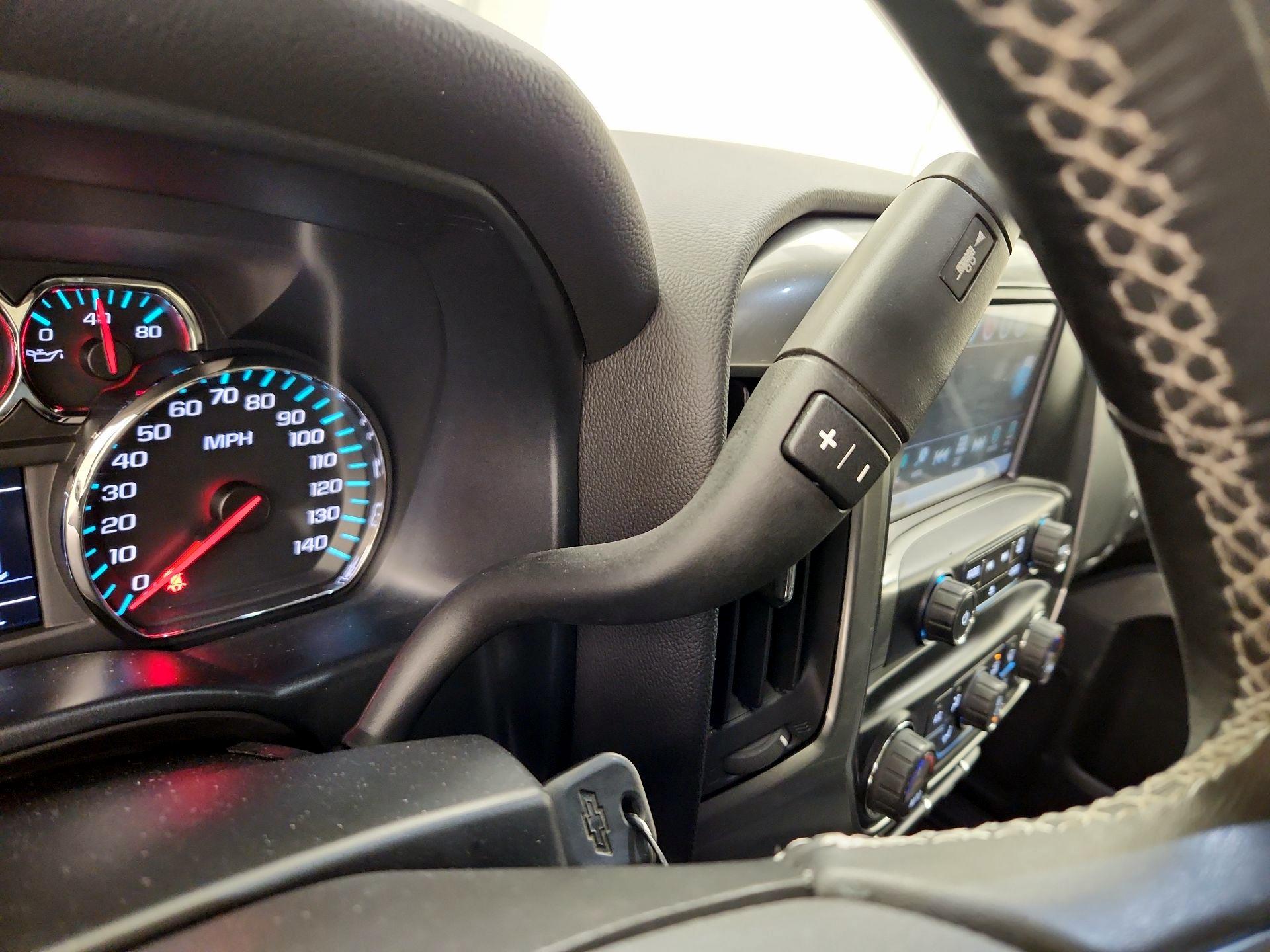 Thumbnail: 2017 Chevrolet Silverado 1500 - 17