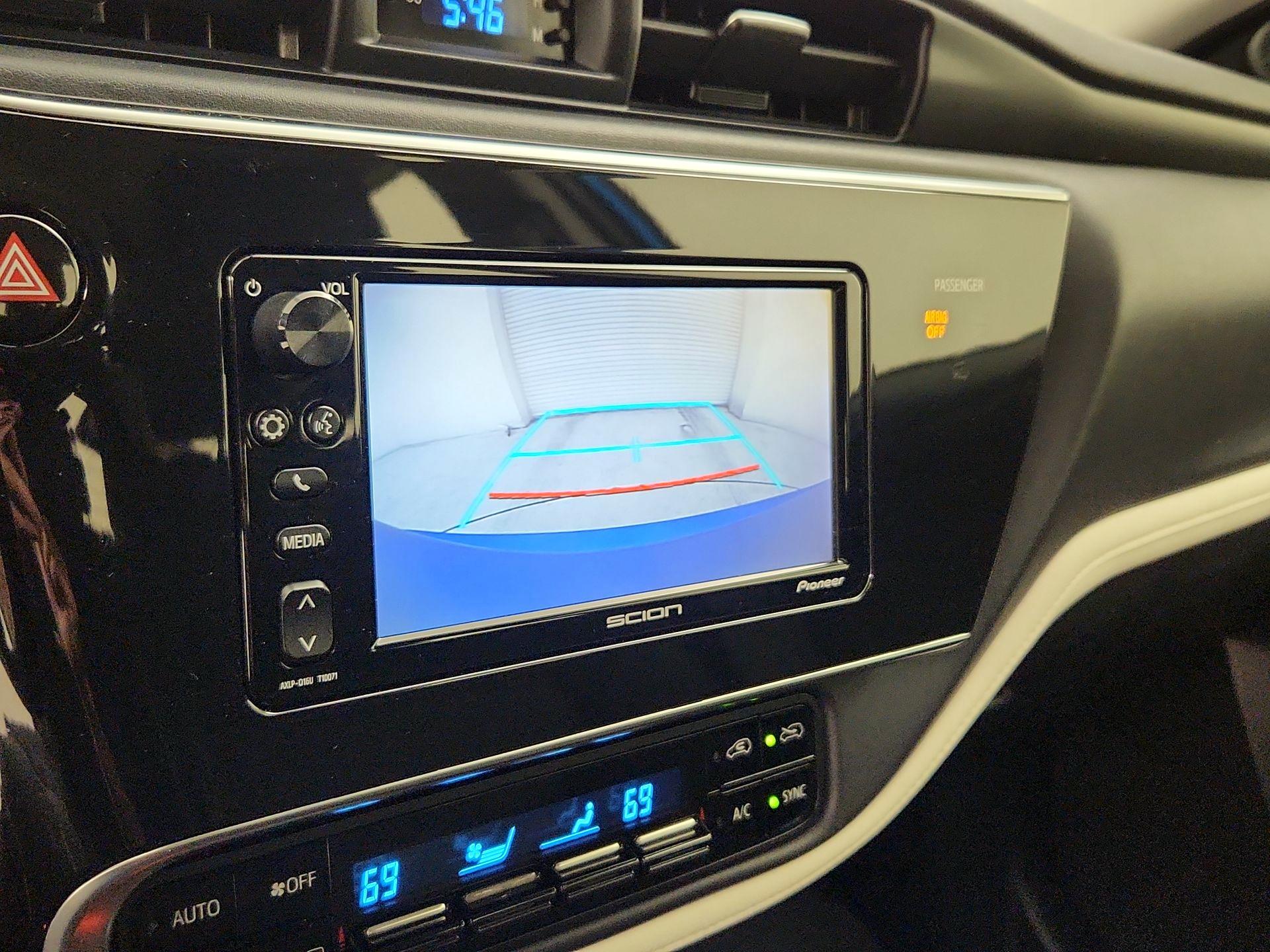 Thumbnail: 2016 Scion iM - 14