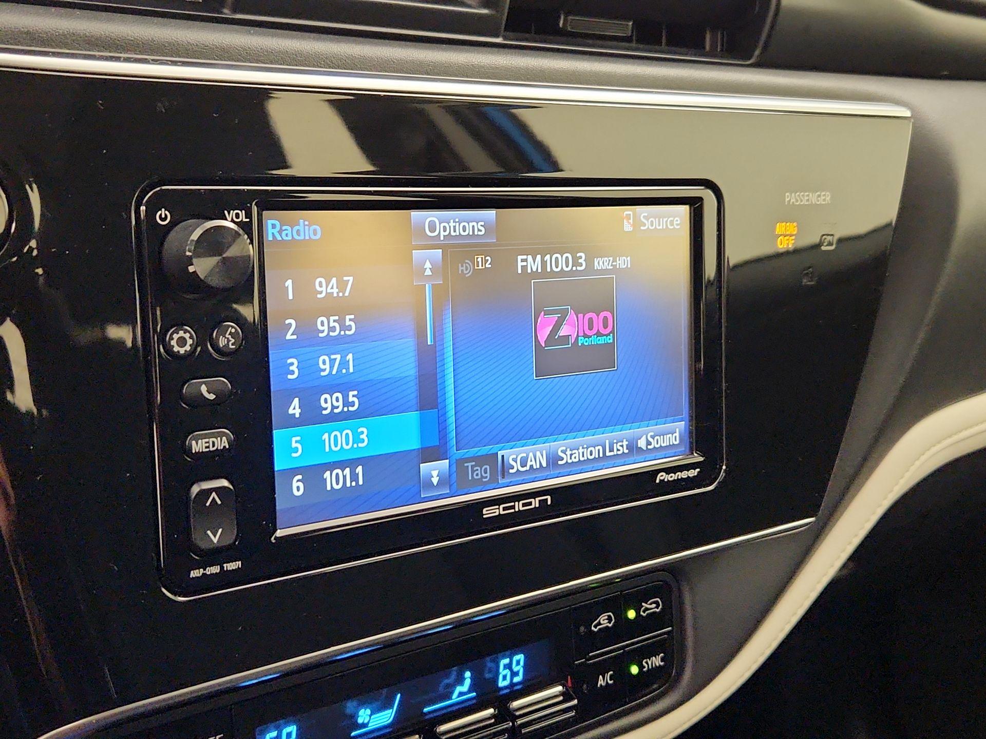 Thumbnail: 2016 Scion iM - 15